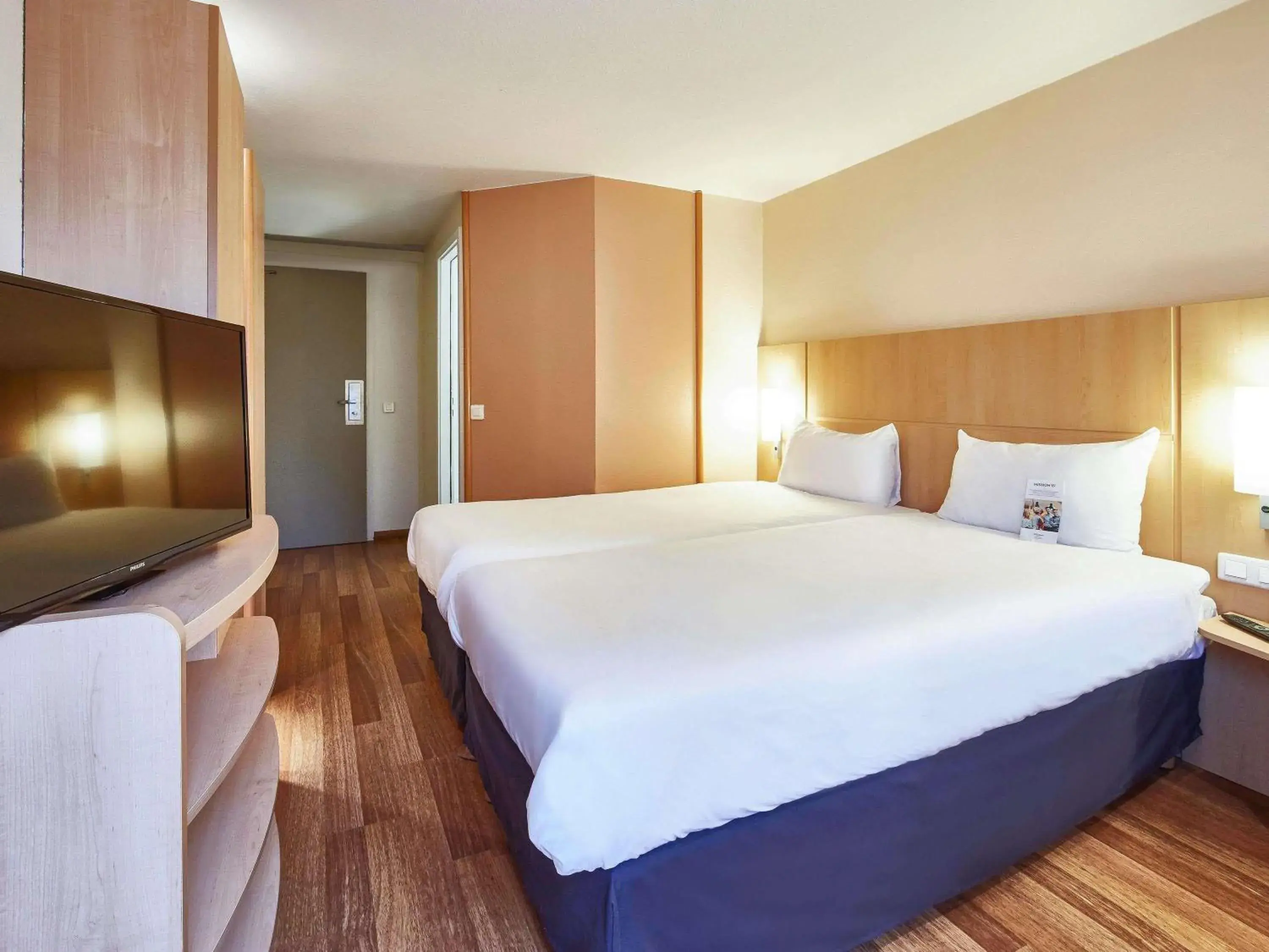 Bedroom, Bed in ibis Haguenau Strasbourg Nord Bedroom, Bed in ibis Haguenau Strasbourg Nord