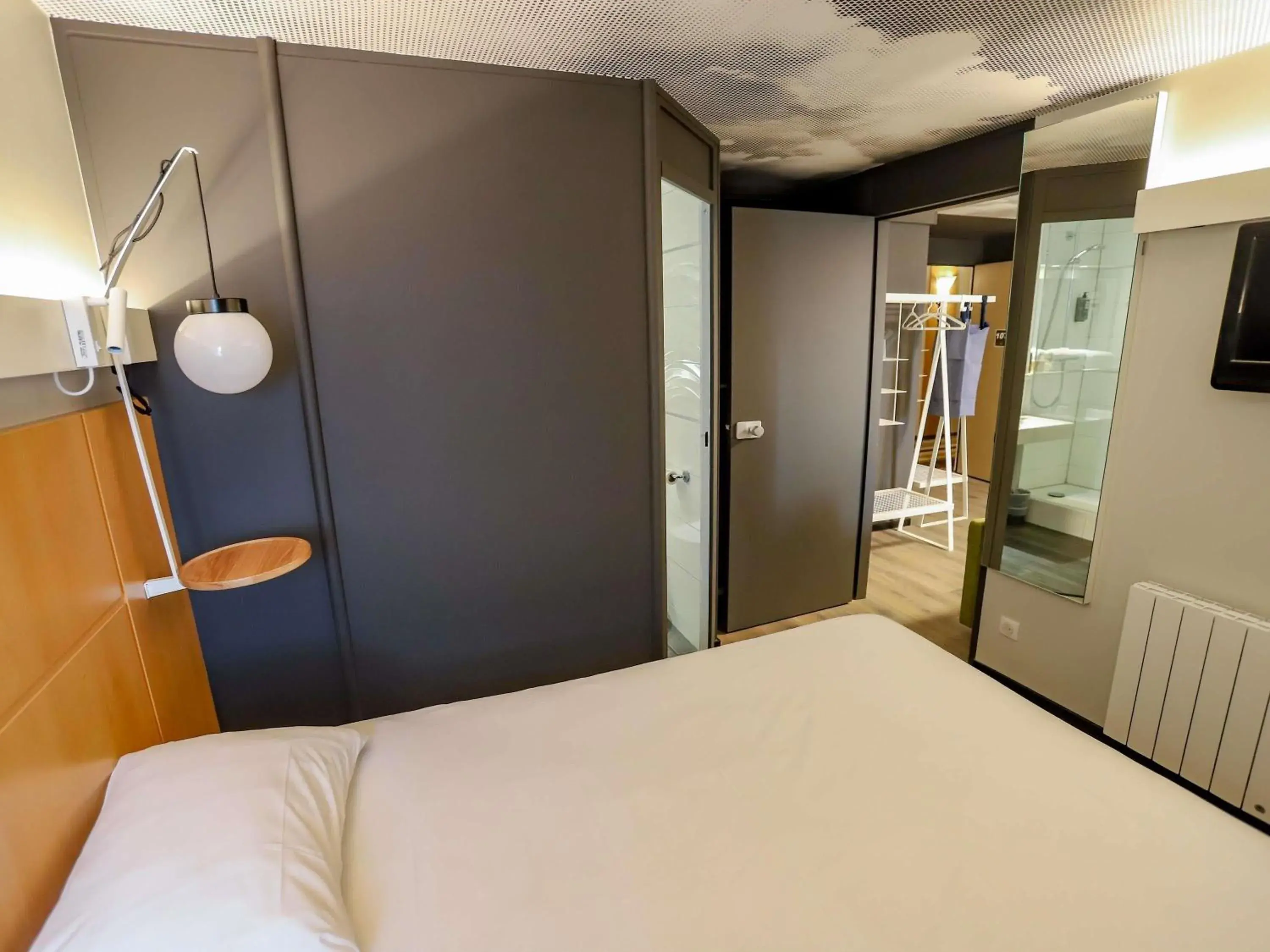 Bedroom, Bed in ibis Haguenau Strasbourg Nord Bedroom, Bed in ibis Haguenau Strasbourg Nord