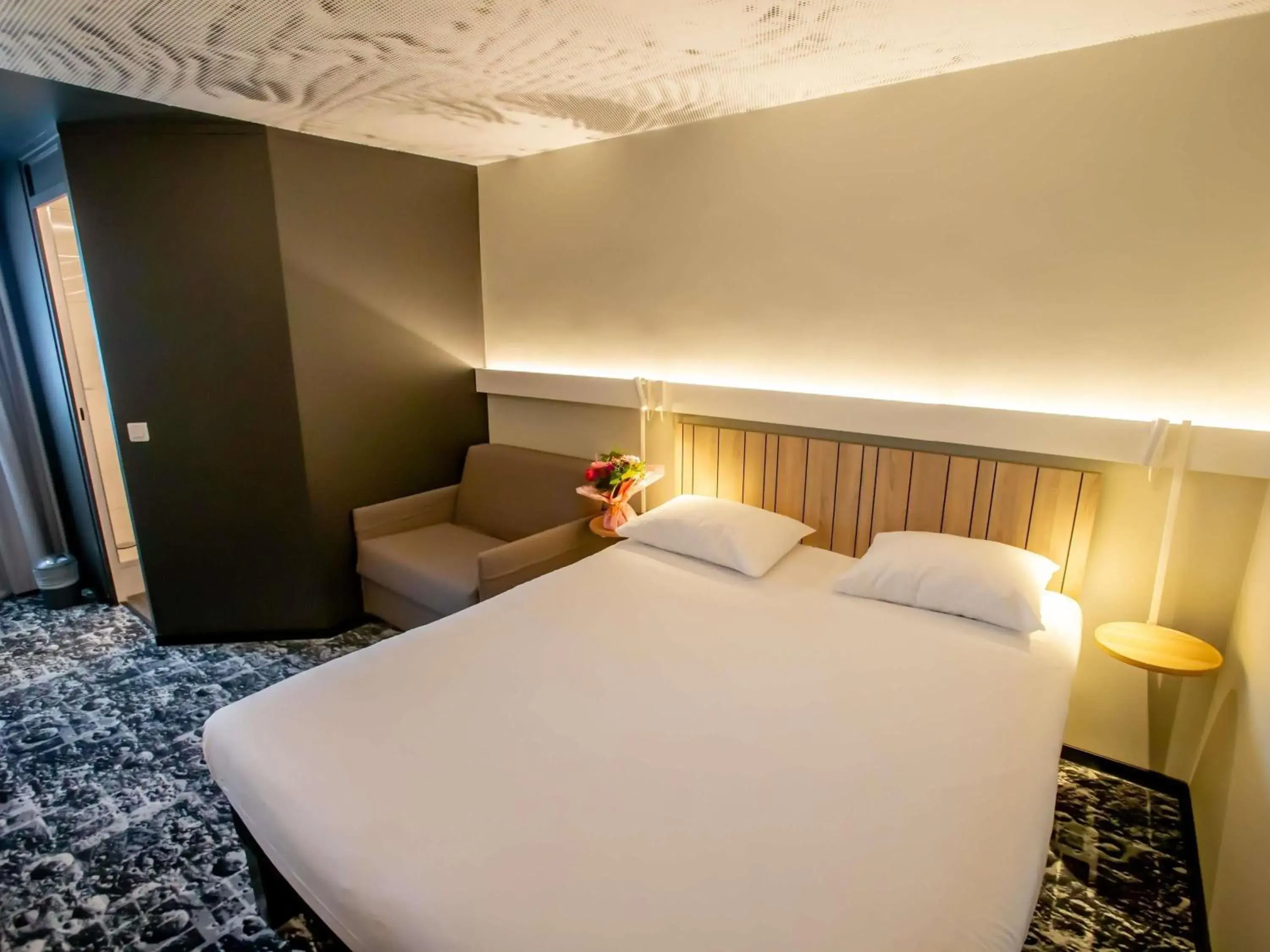Bedroom, Bed in ibis Haguenau Strasbourg Nord Bedroom, Bed in ibis Haguenau Strasbourg Nord