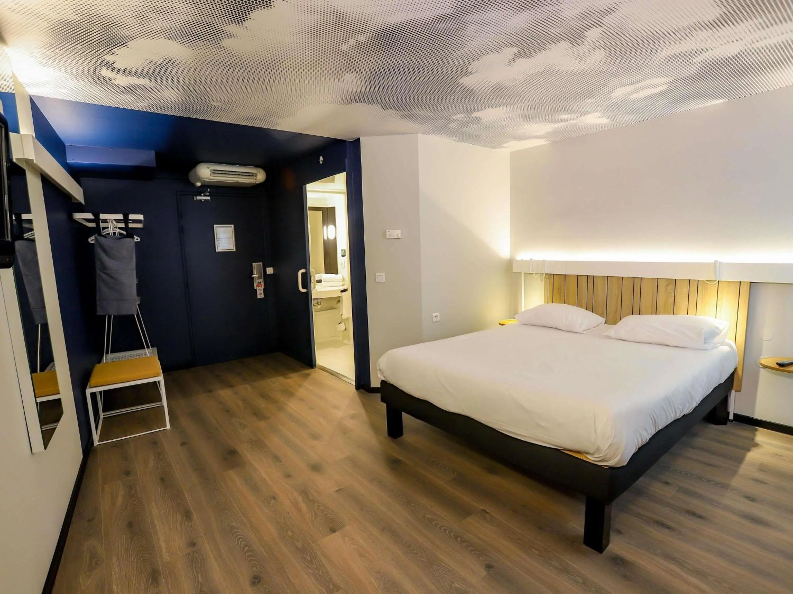 Bedroom, Bed in ibis Haguenau Strasbourg Nord