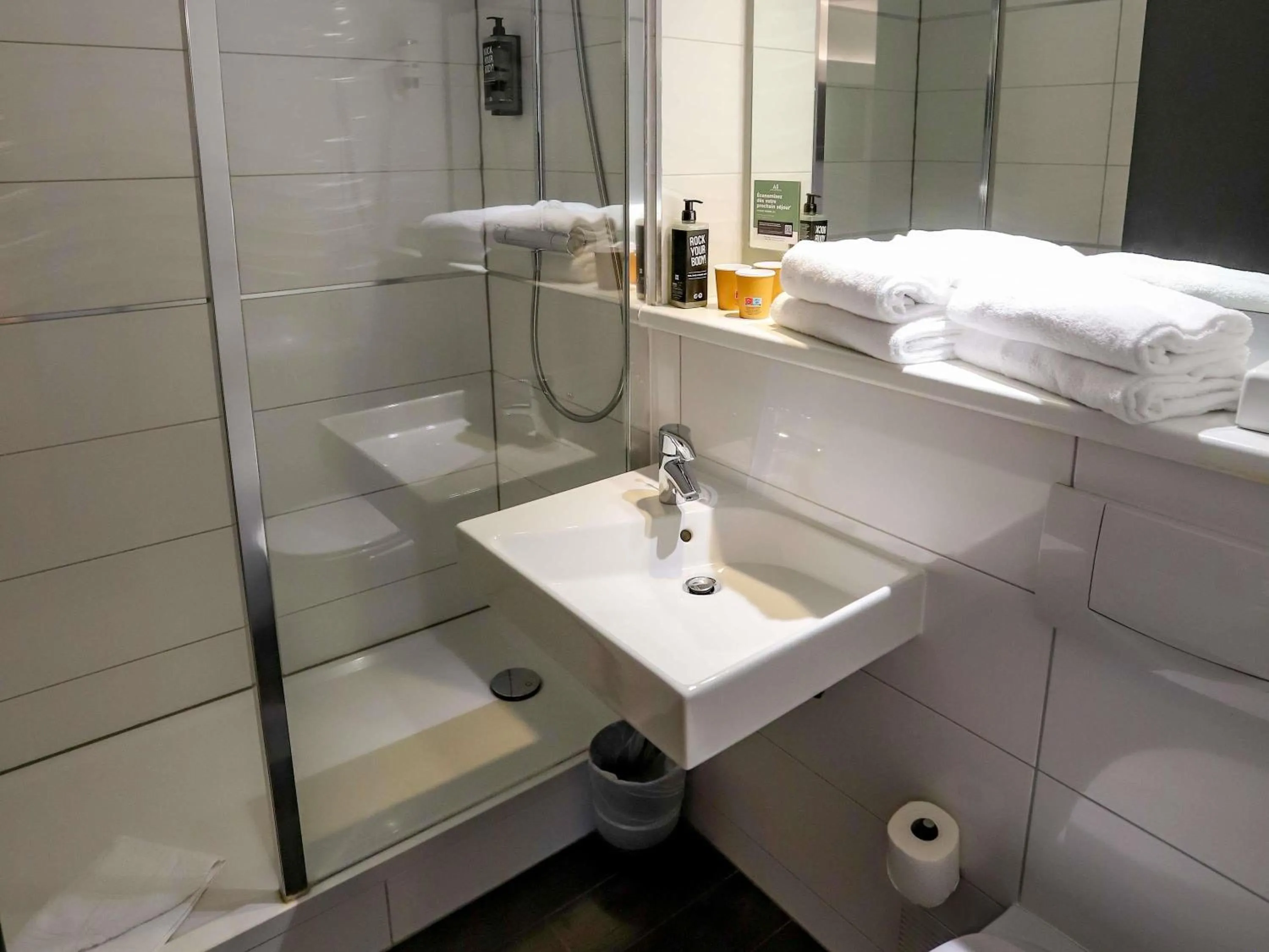 Bedroom in ibis Haguenau Strasbourg Nord