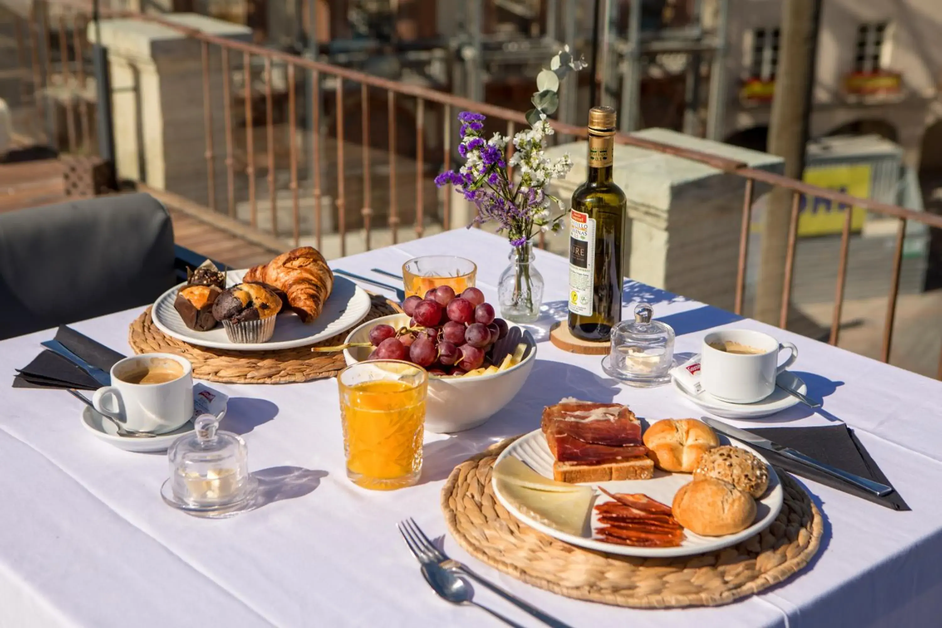 Food and drinks in Aire Hotel & Ancient Baths Food and drinks in Aire Hotel & Ancient Baths