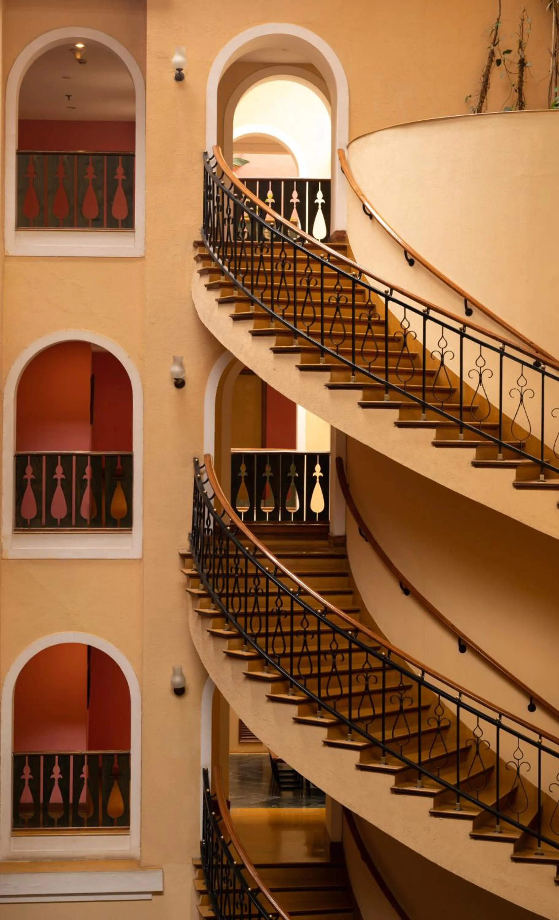 Lobby or reception in Fortune Resort Sullivan Court, Ooty - Member ITC Hotels' Group