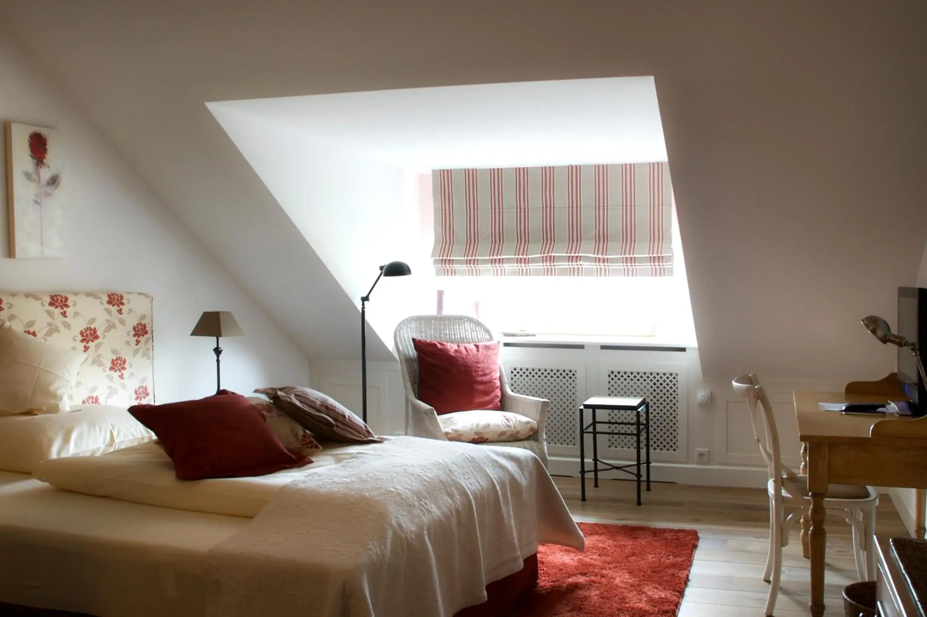 Queen Room in Gerber Park Hotel Queen Room in Gerber Park Hotel