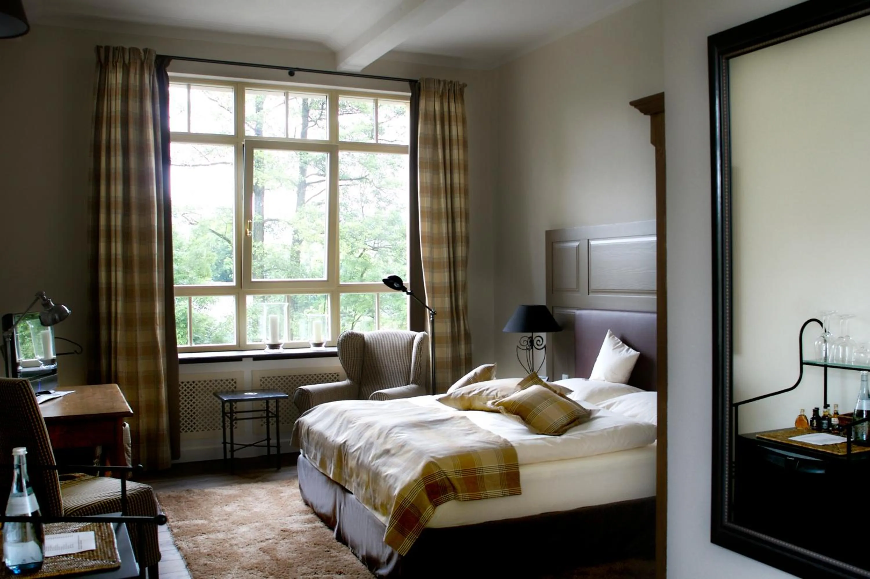 Photo of the whole room, Bed in Gerber Park Hotel