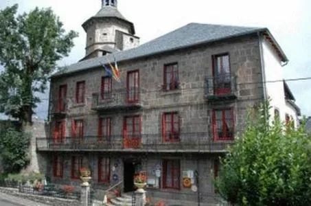 Facade/entrance in Hostellerie du Beffroy