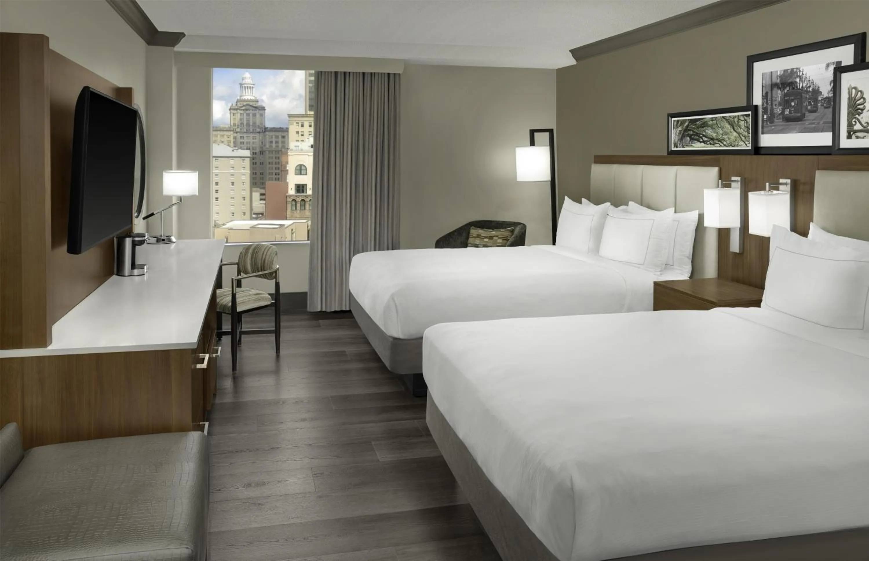 Deluxe Queen Room with Two Queen Beds and River View - Mobility Access in DoubleTree by Hilton New Orleans
