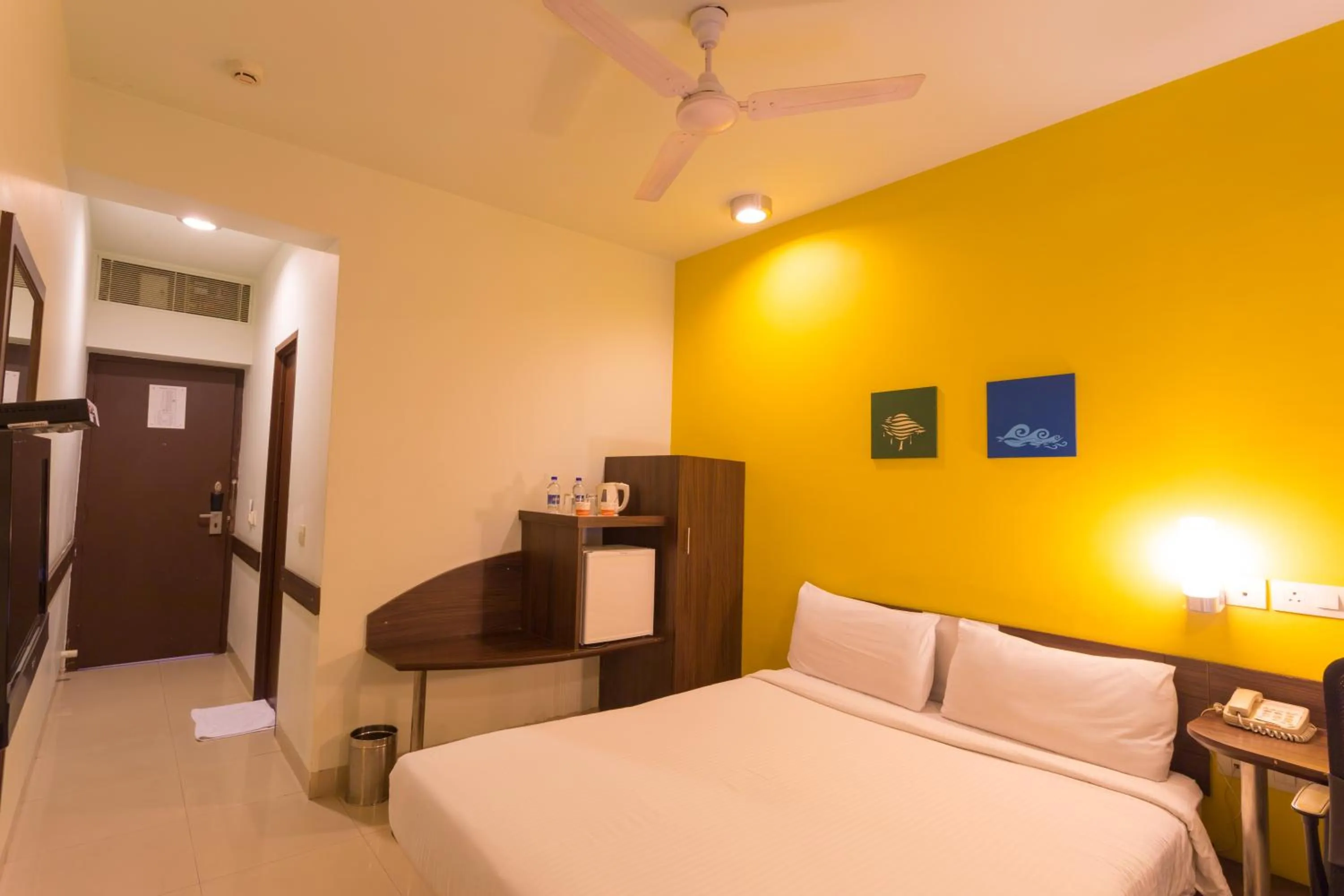 Photo of the whole room, Bed in Ginger Trivandrum
