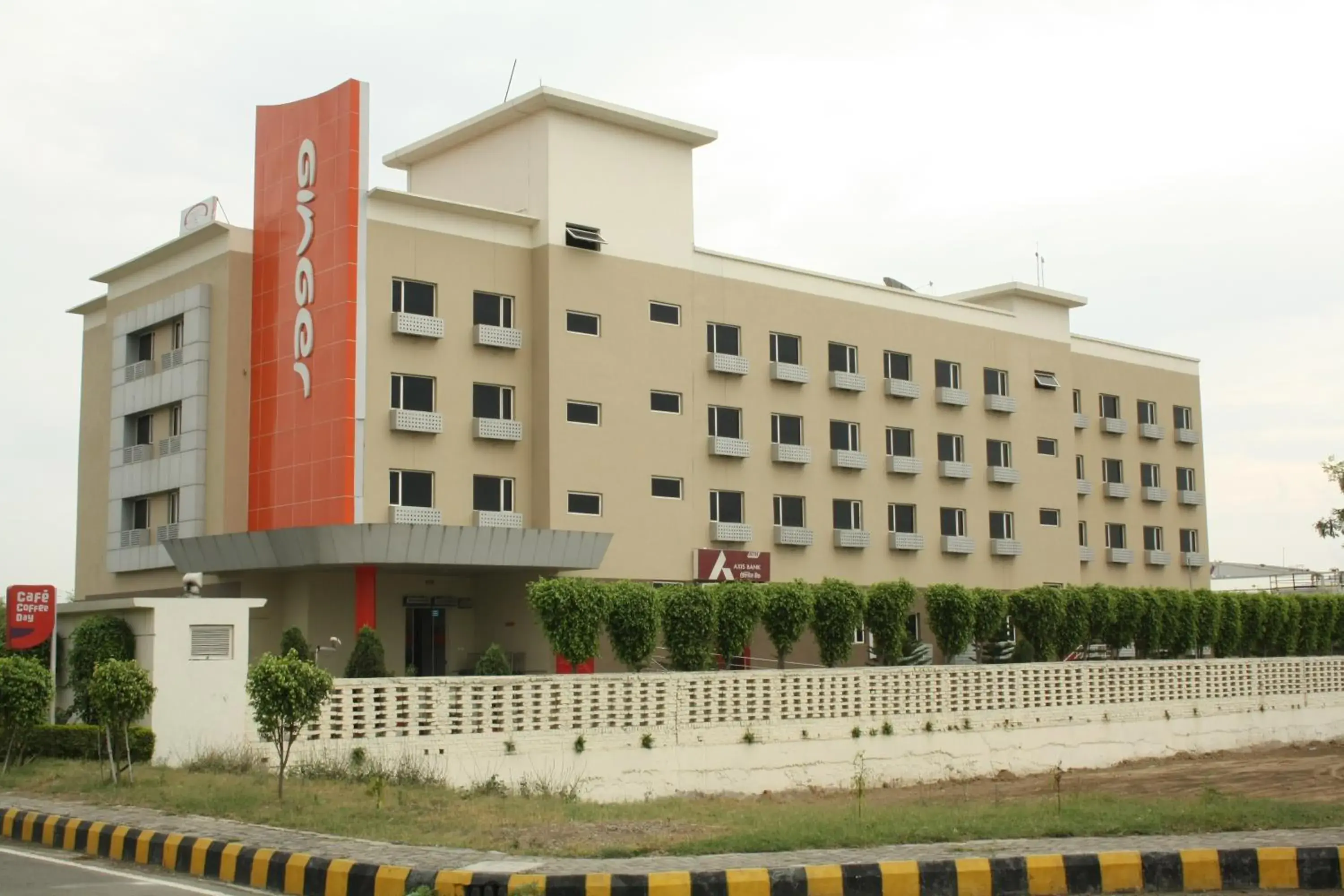 Facade/entrance in Ginger Pantnagar Facade/entrance in Ginger Pantnagar