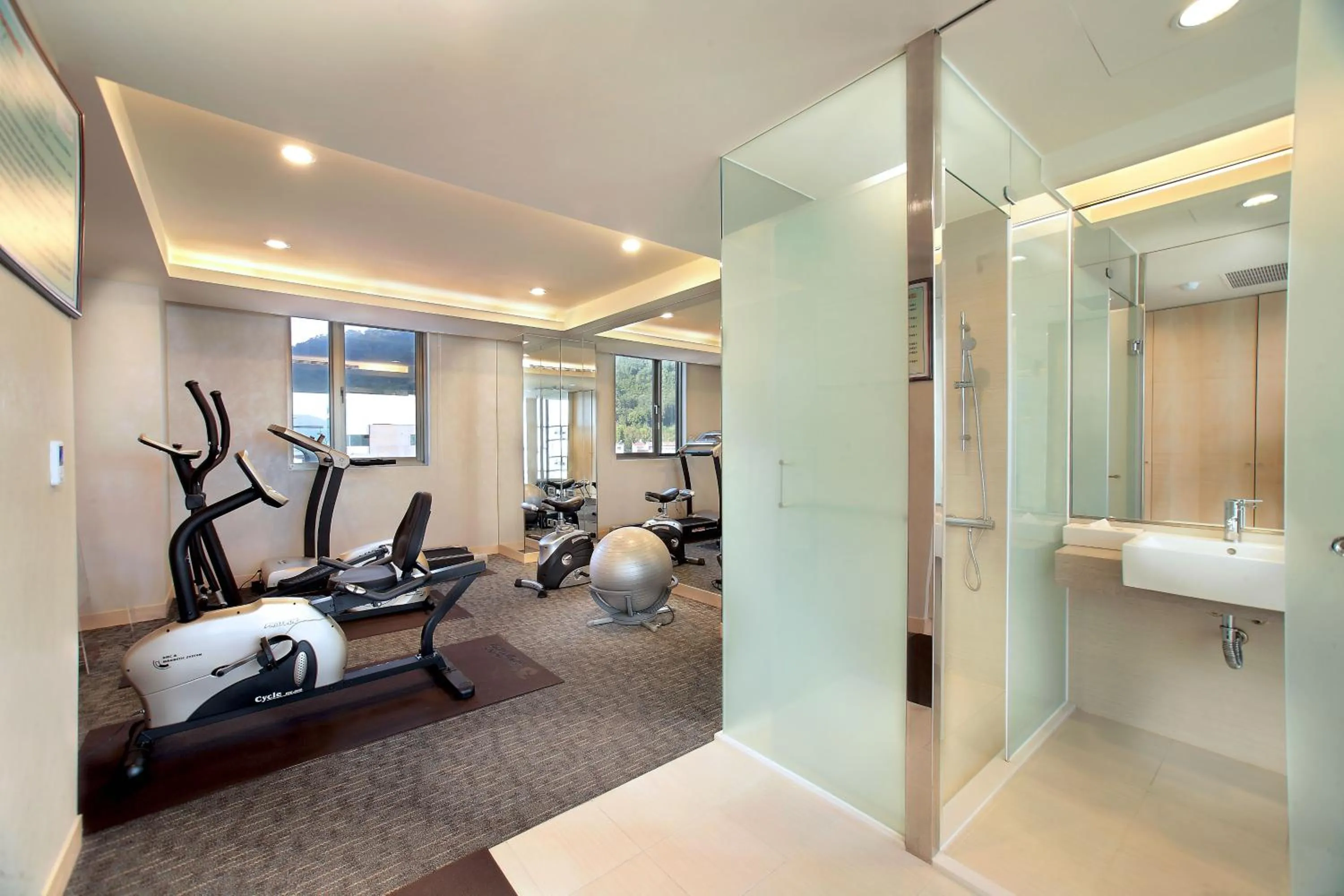 Fitness centre/facilities in The Crystal Resort Sun Moon Lake