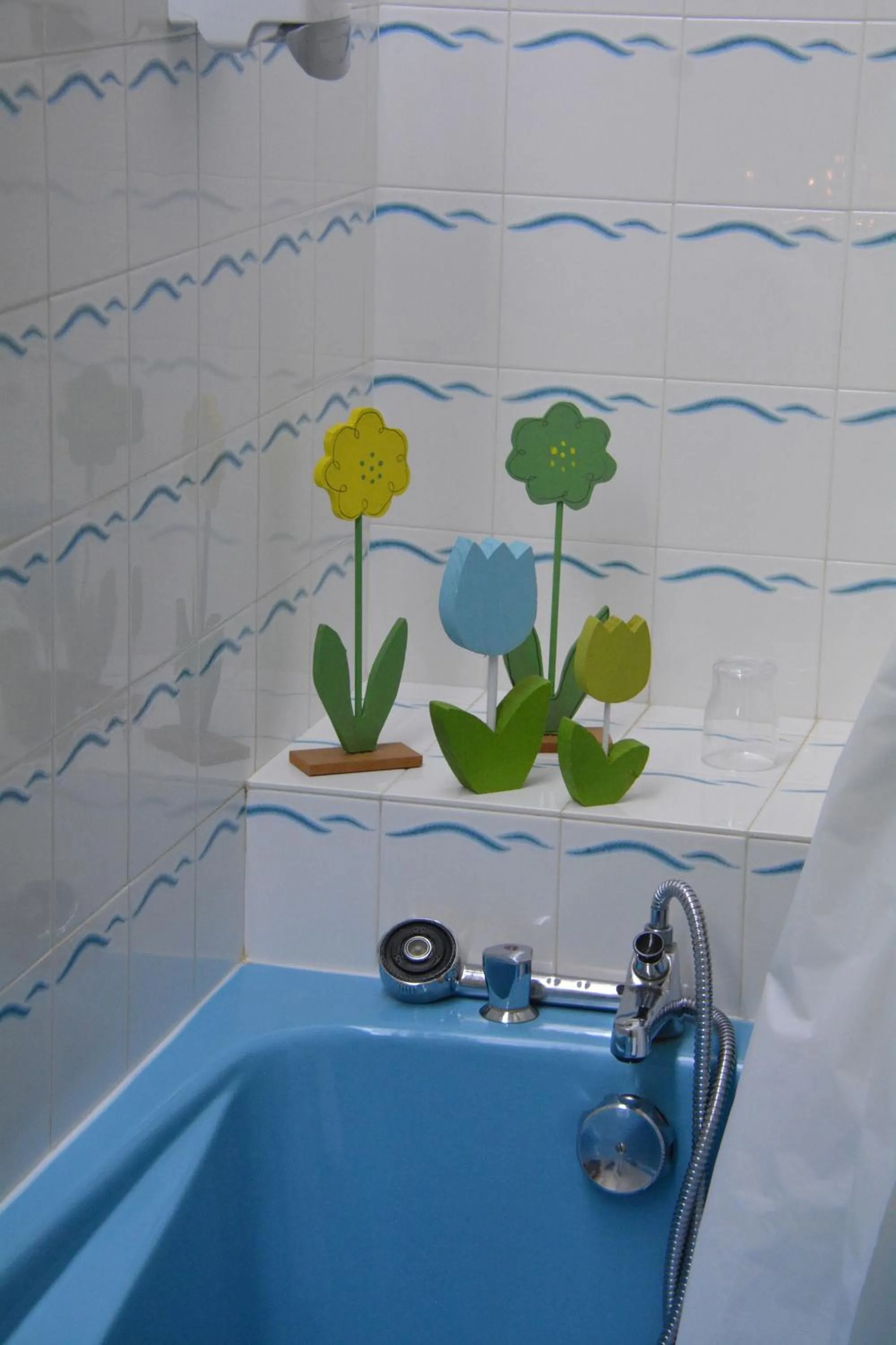 Photo of the whole room in Logis Hôtel Restaurant de France