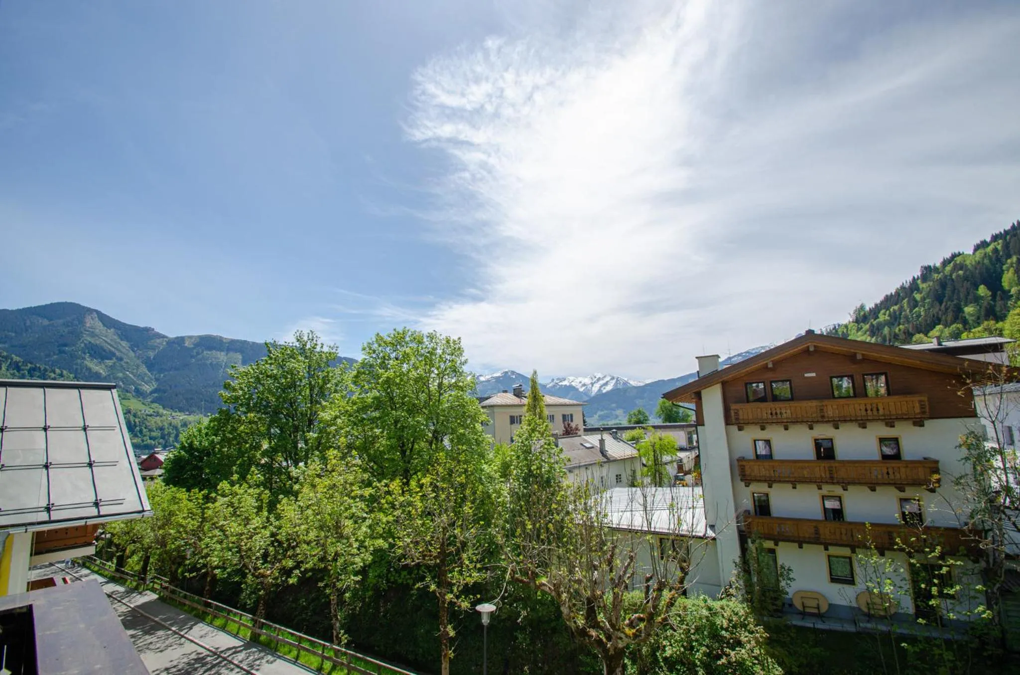 Spring in Finest Villa Zell am See by All in One Apartments incl SUMMER CARD