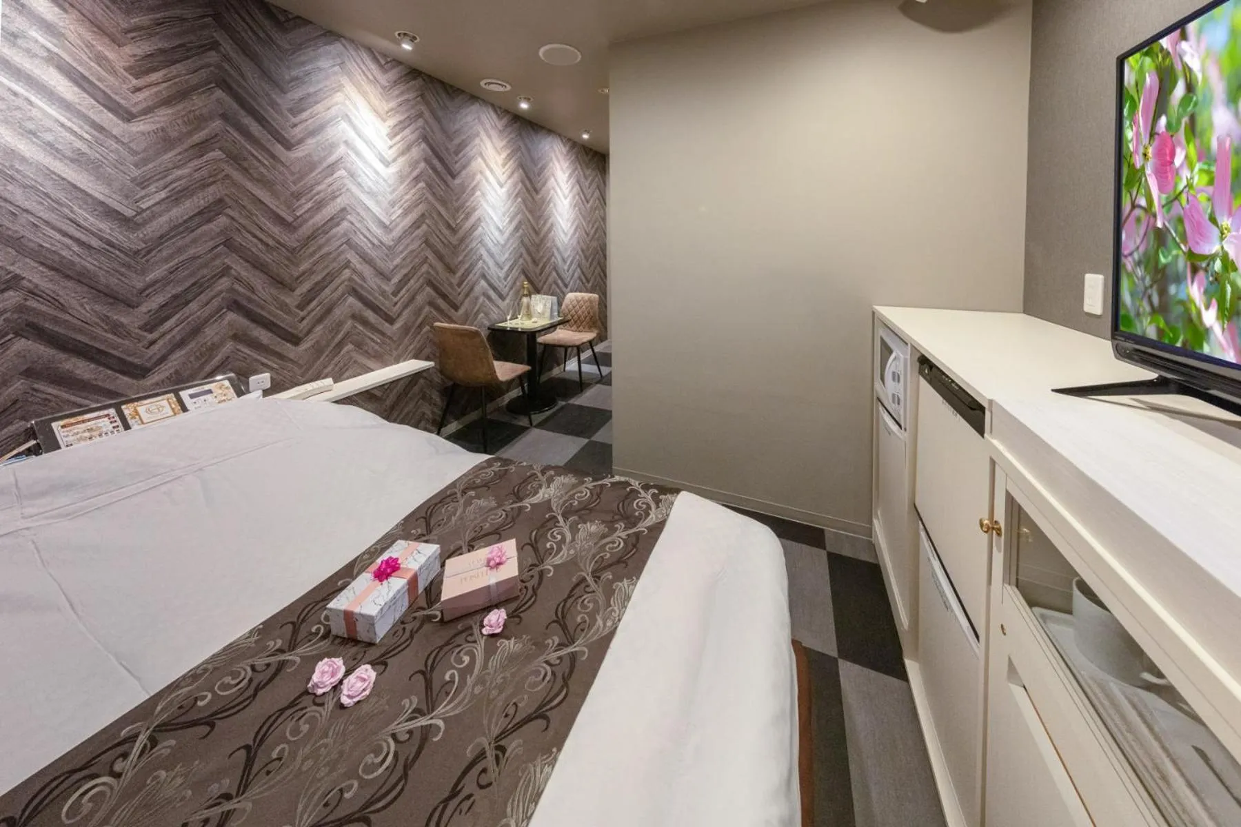 Photo of the whole room, Bed in Hotel ＧEM - Adult Only