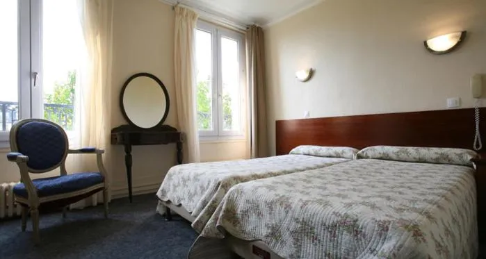 Bed in Grand Hôtel De L'Europe