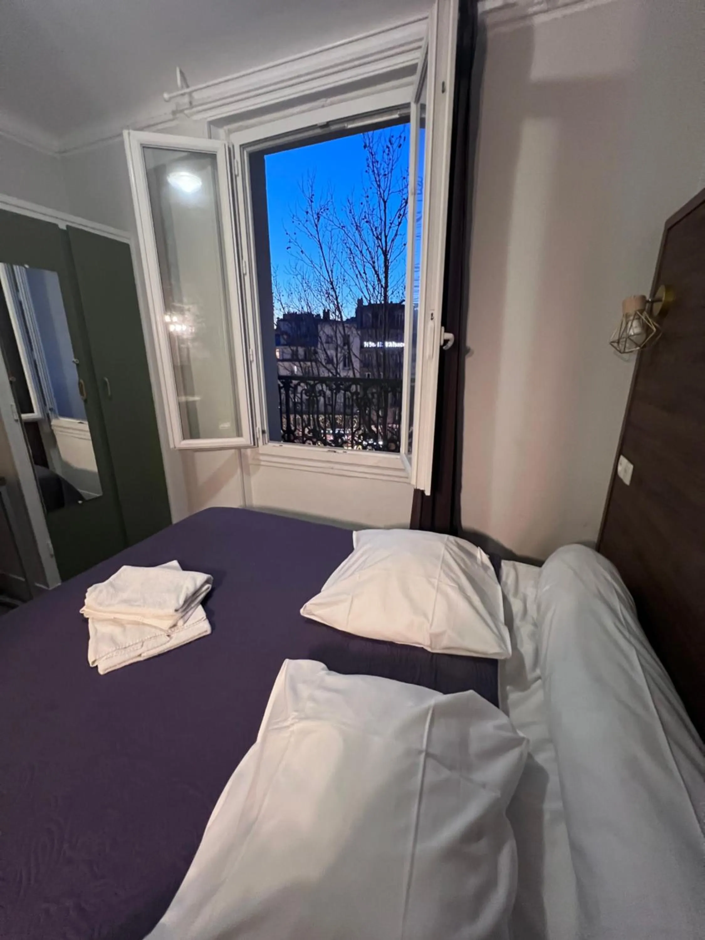 Bed in Grand Hôtel De L'Europe