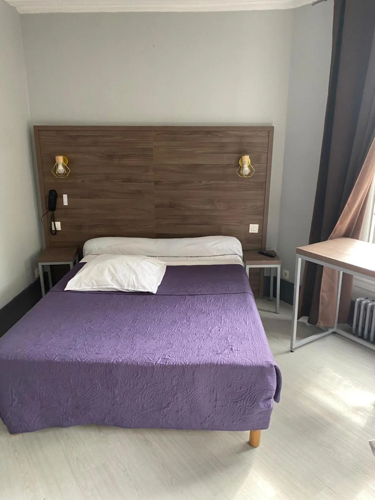 Bedroom, Bed in Grand Hôtel De L'Europe