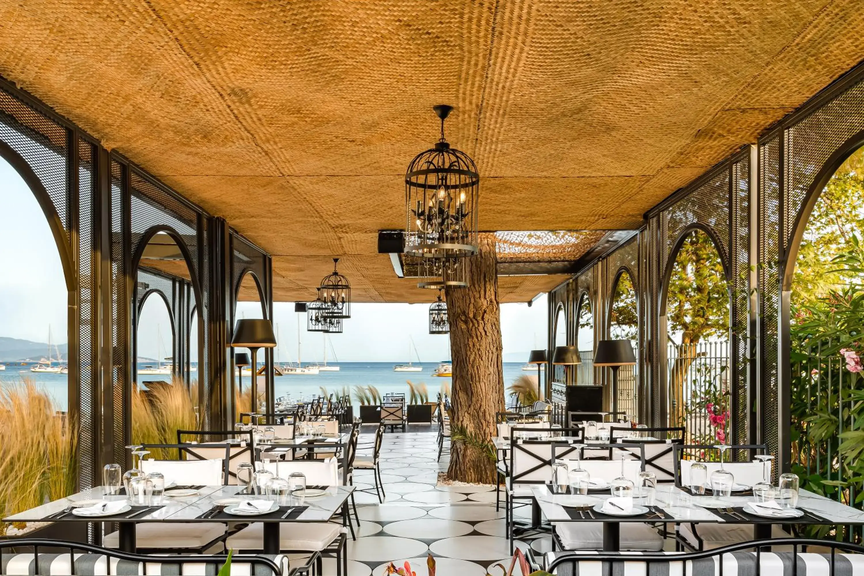 Restaurant/places to eat in Parga Beach Resort Restaurant/places to eat in Parga Beach Resort