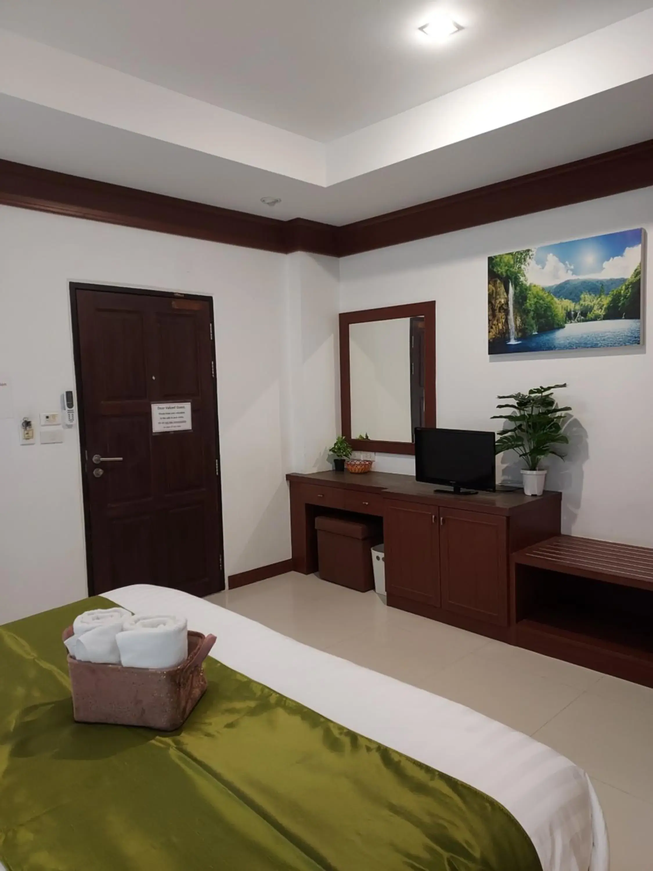 Photo of the whole room, Bed in Aromdee at Naithon Beach Photo of the whole room, Bed in Aromdee at Naithon Beach