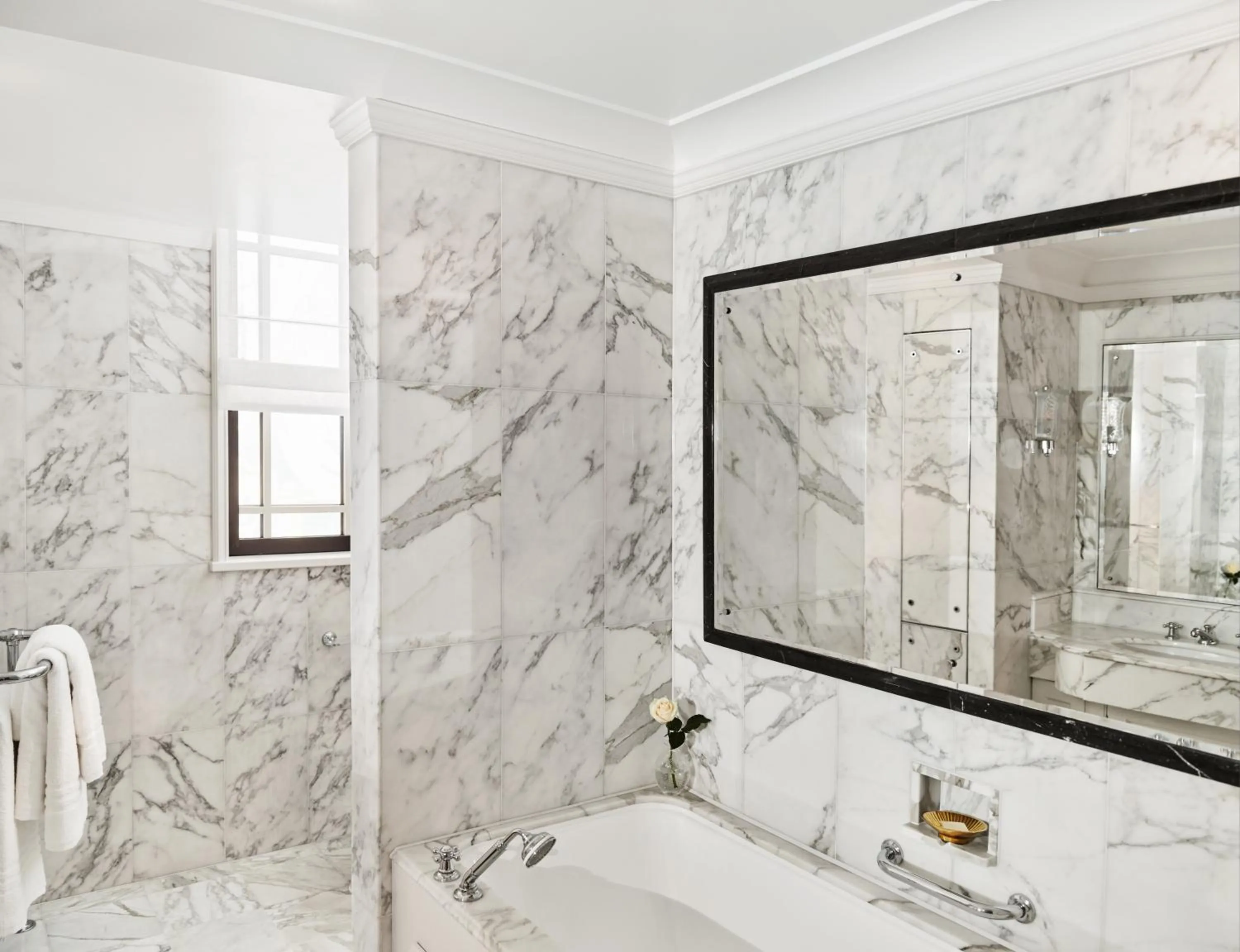 Bathroom in The Dorchester - Dorchester Collection