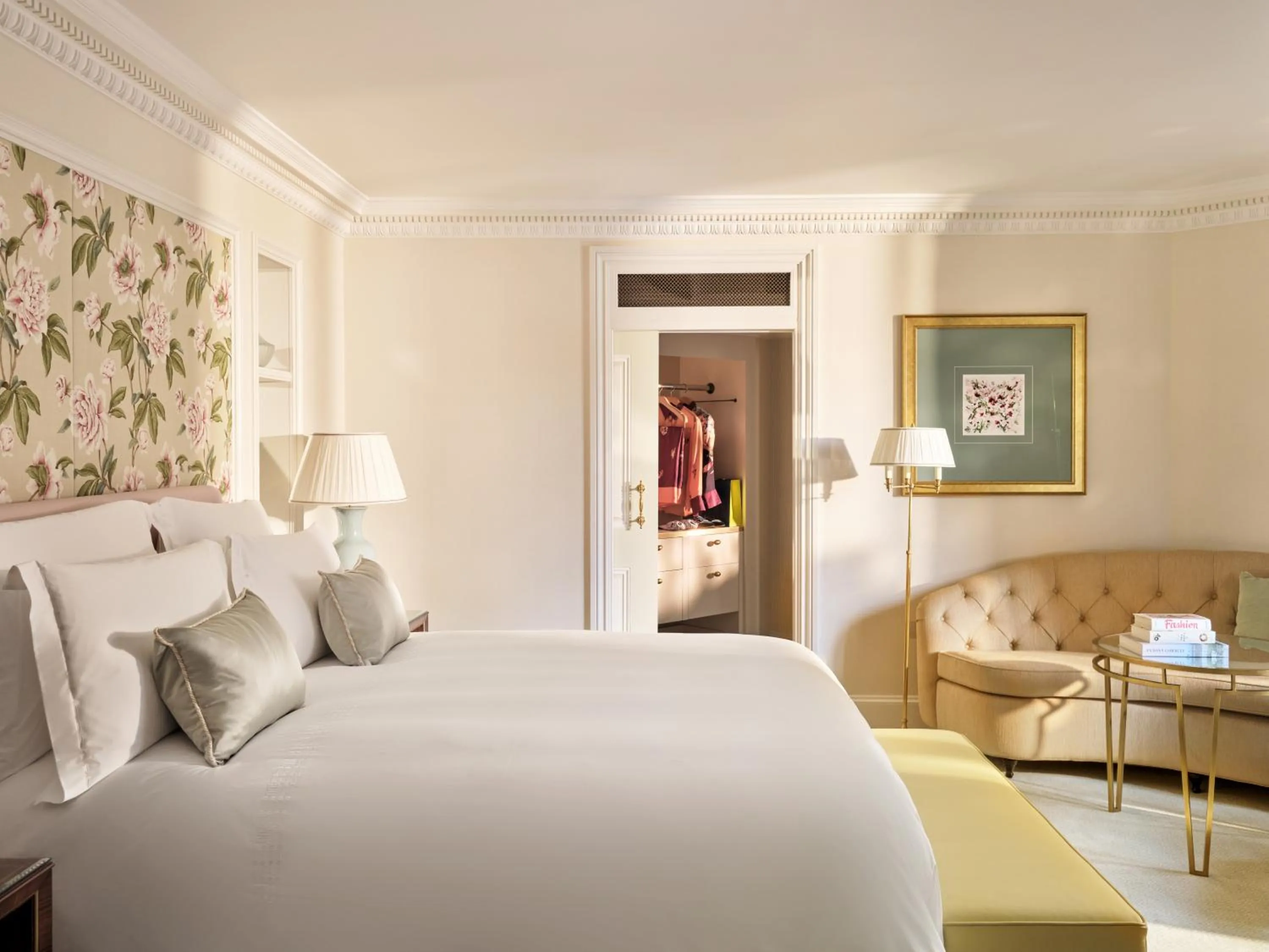 Bed in The Dorchester - Dorchester Collection