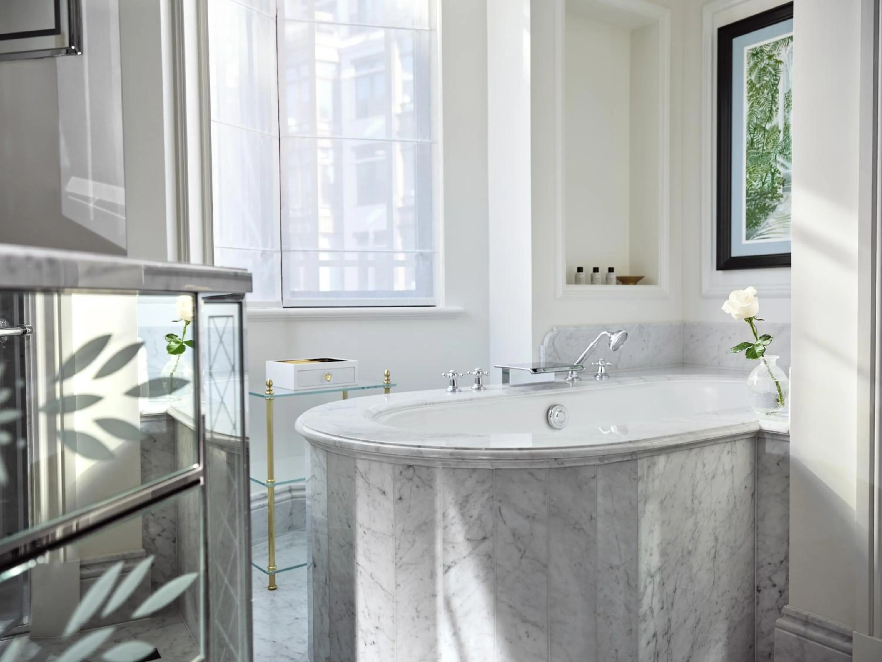 Bathroom in The Dorchester - Dorchester Collection