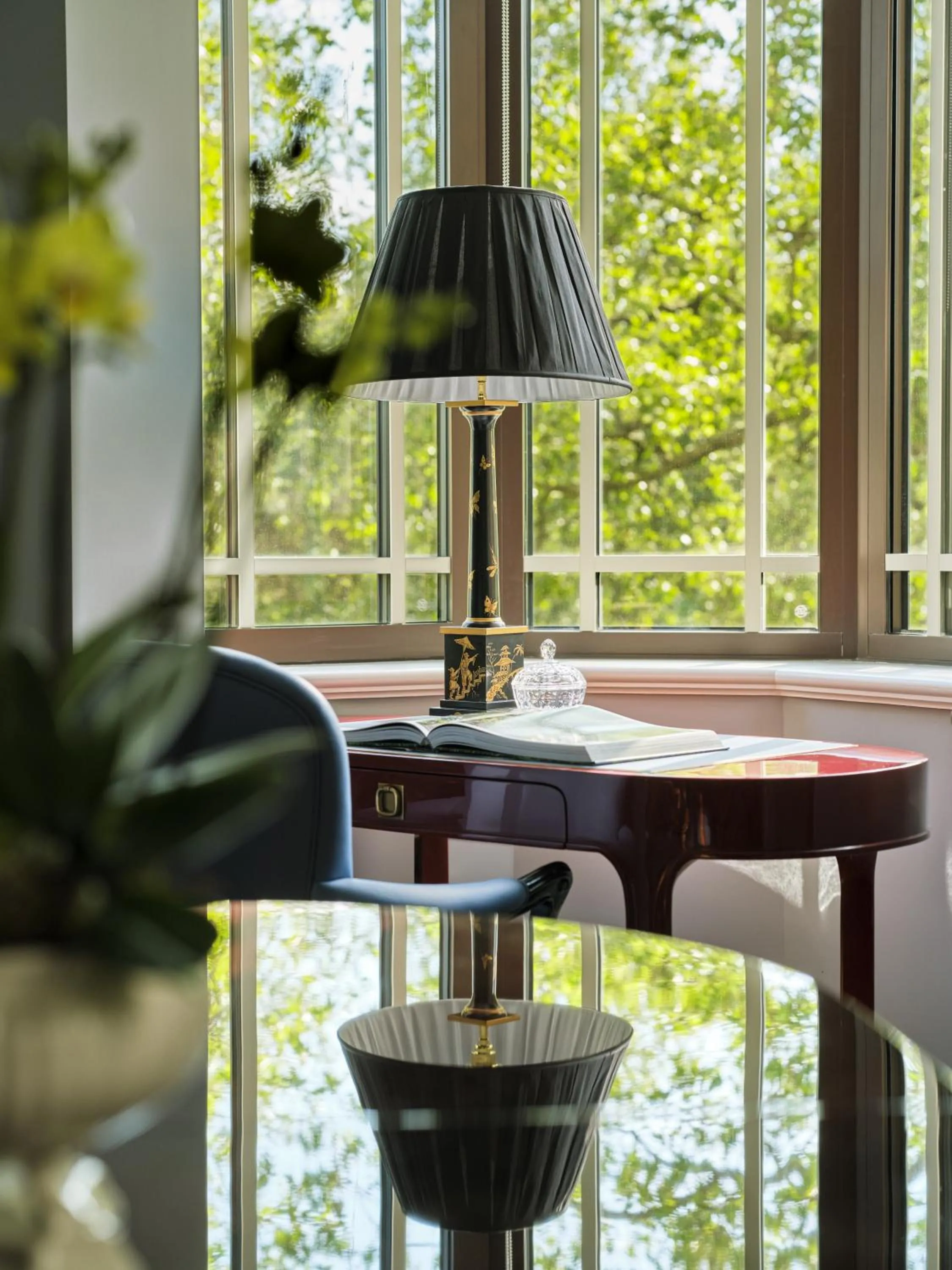 Seating area in The Dorchester - Dorchester Collection