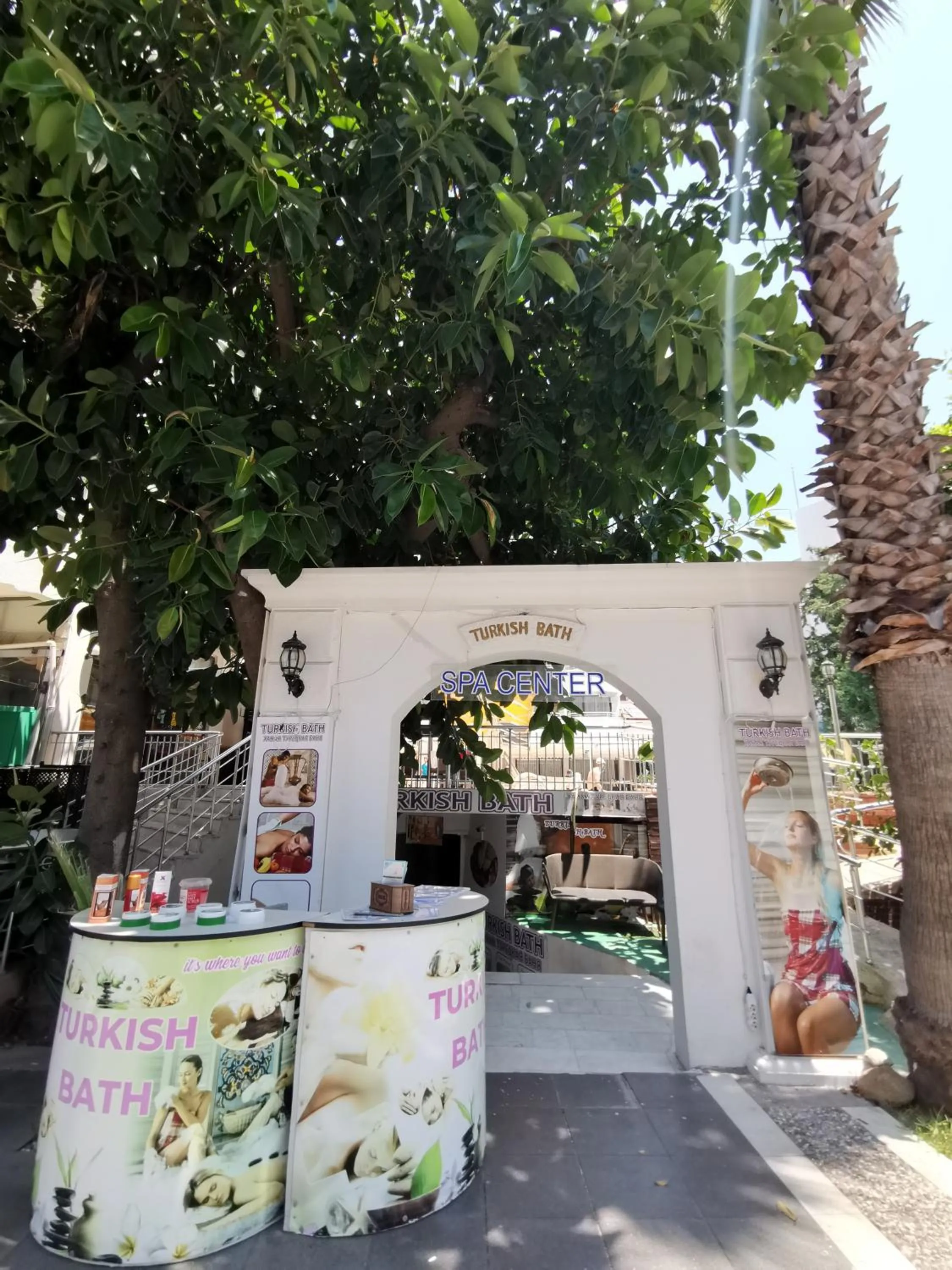 Steam room in Intermar Hotel