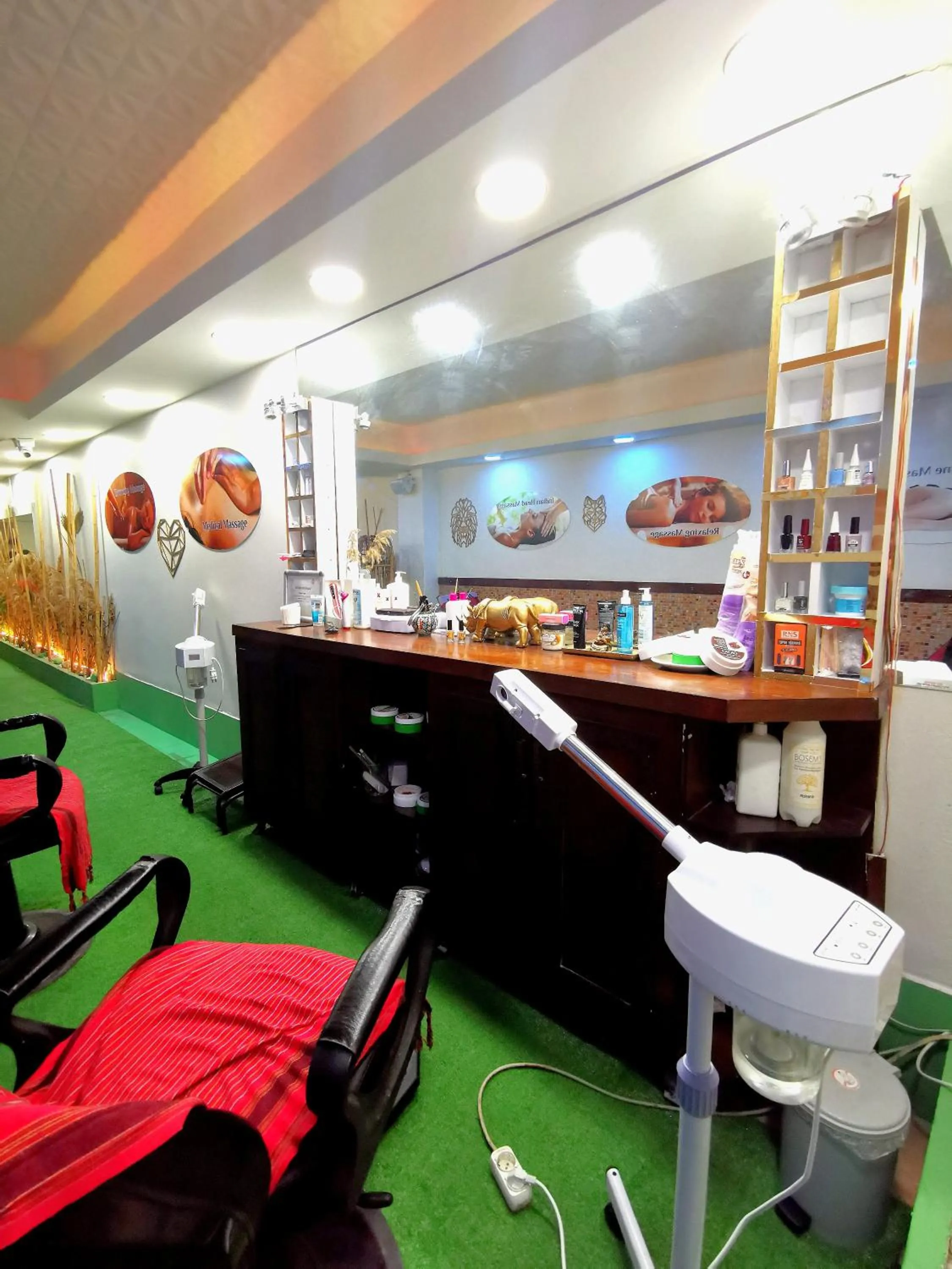 Steam room in Intermar Hotel