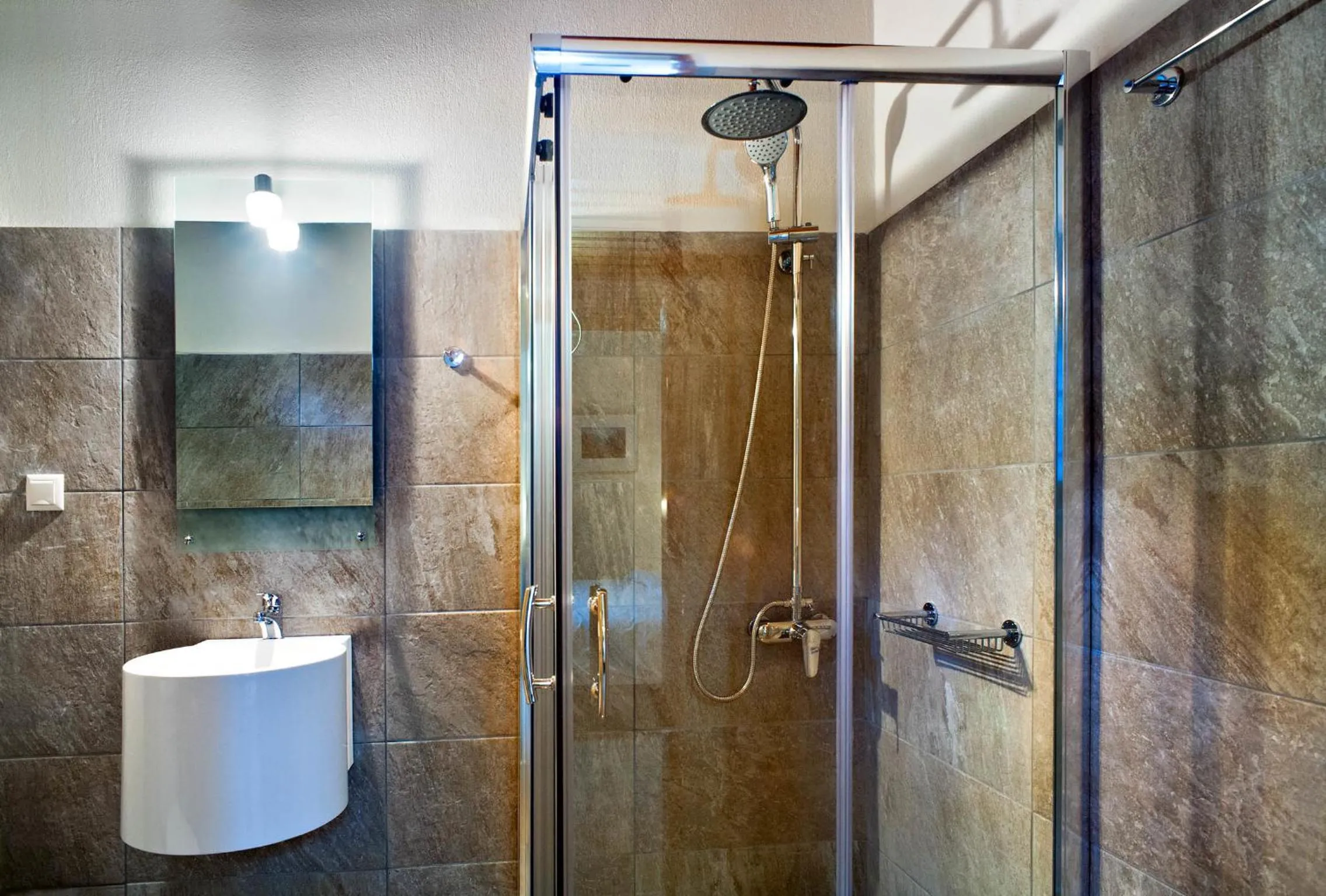Bathroom in Zissis Hotel