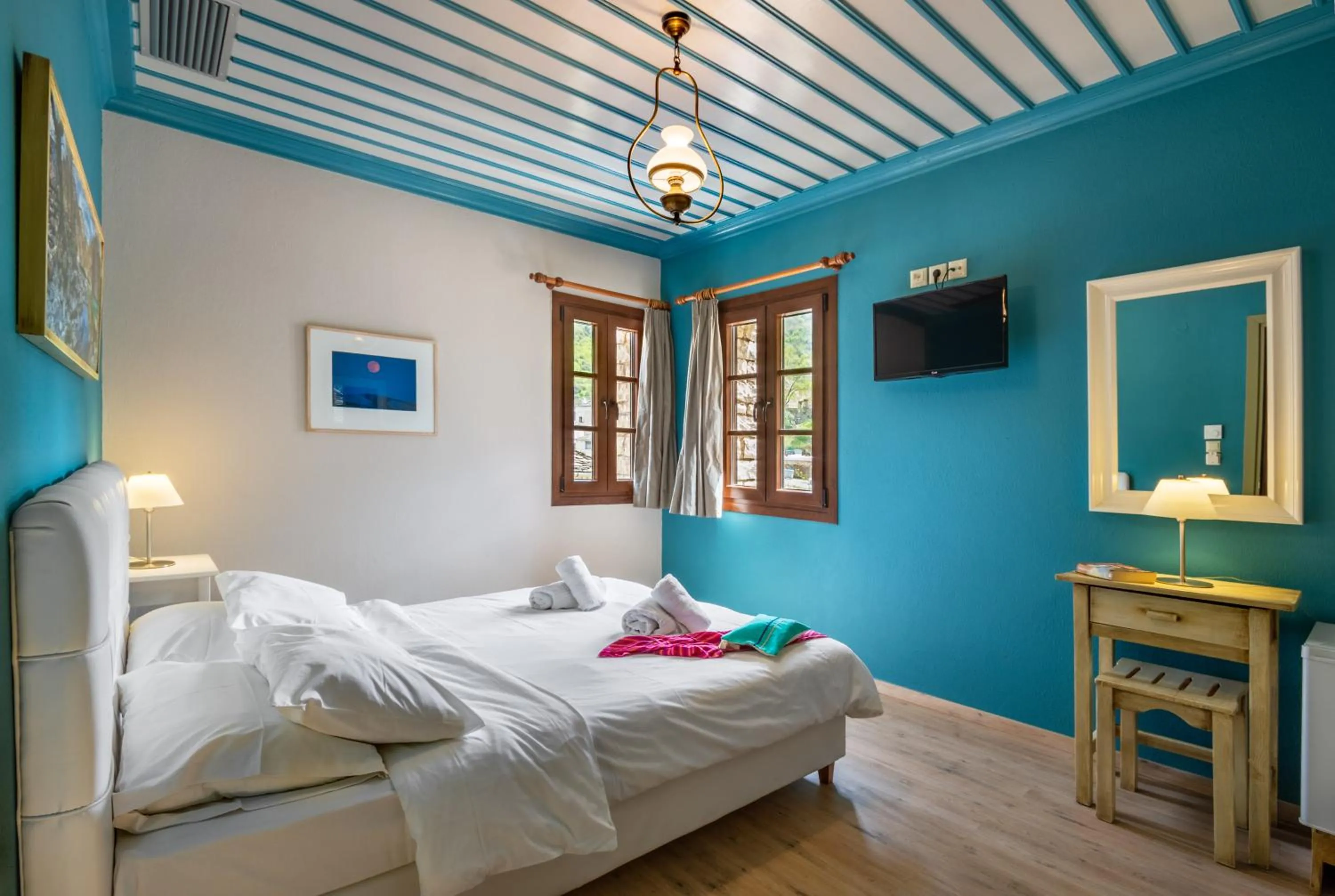 Bedroom, Bed in Zissis Hotel