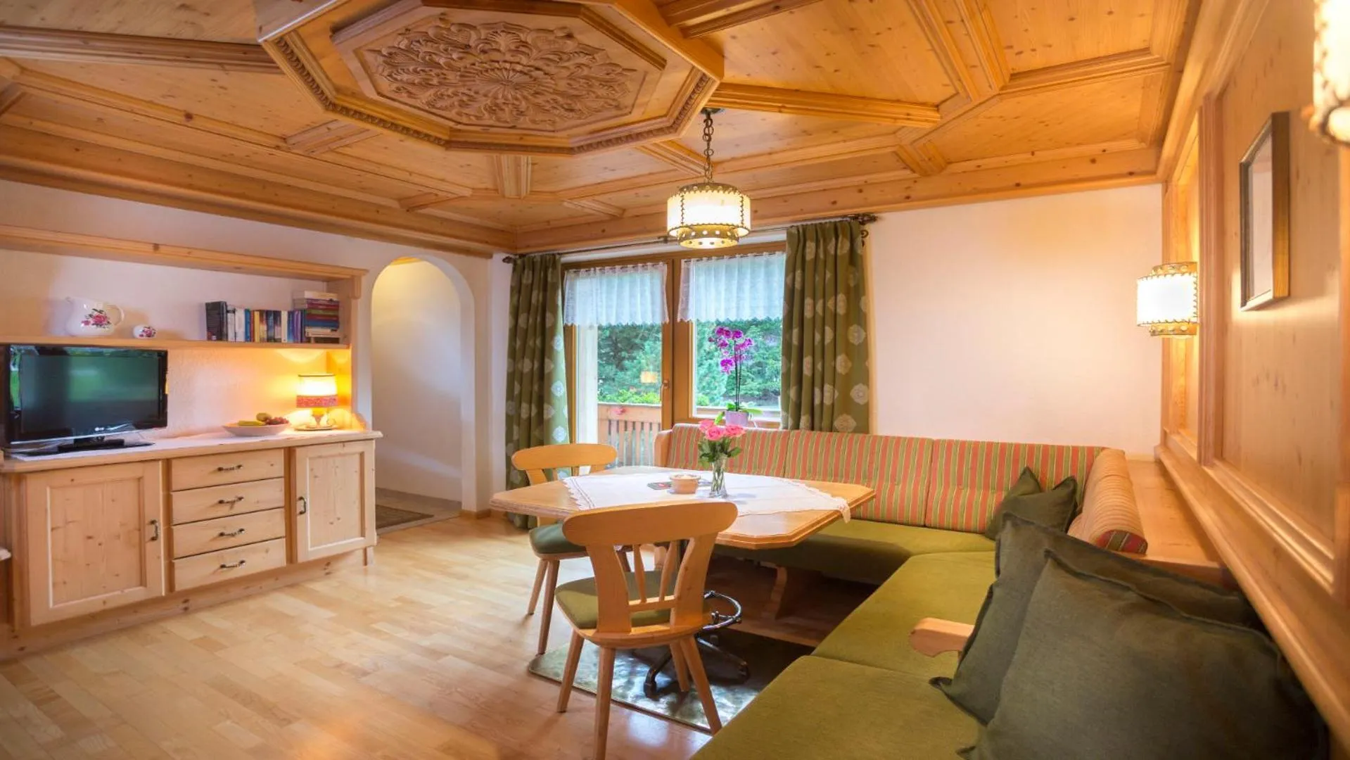 Photo of the whole room in Haus Veidlis, Familie Obkircher
