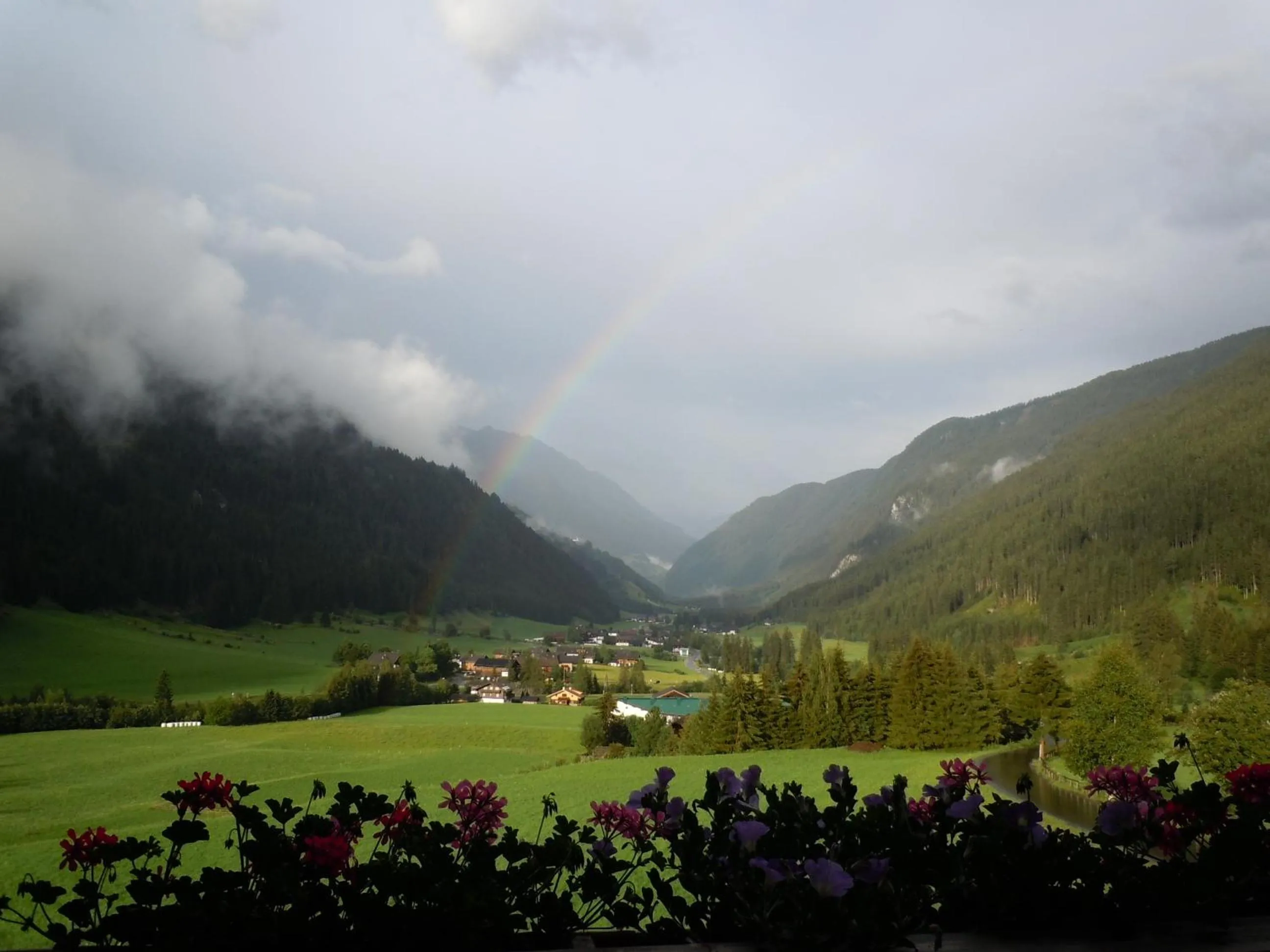 Summer in Haus Veidlis, Familie Obkircher