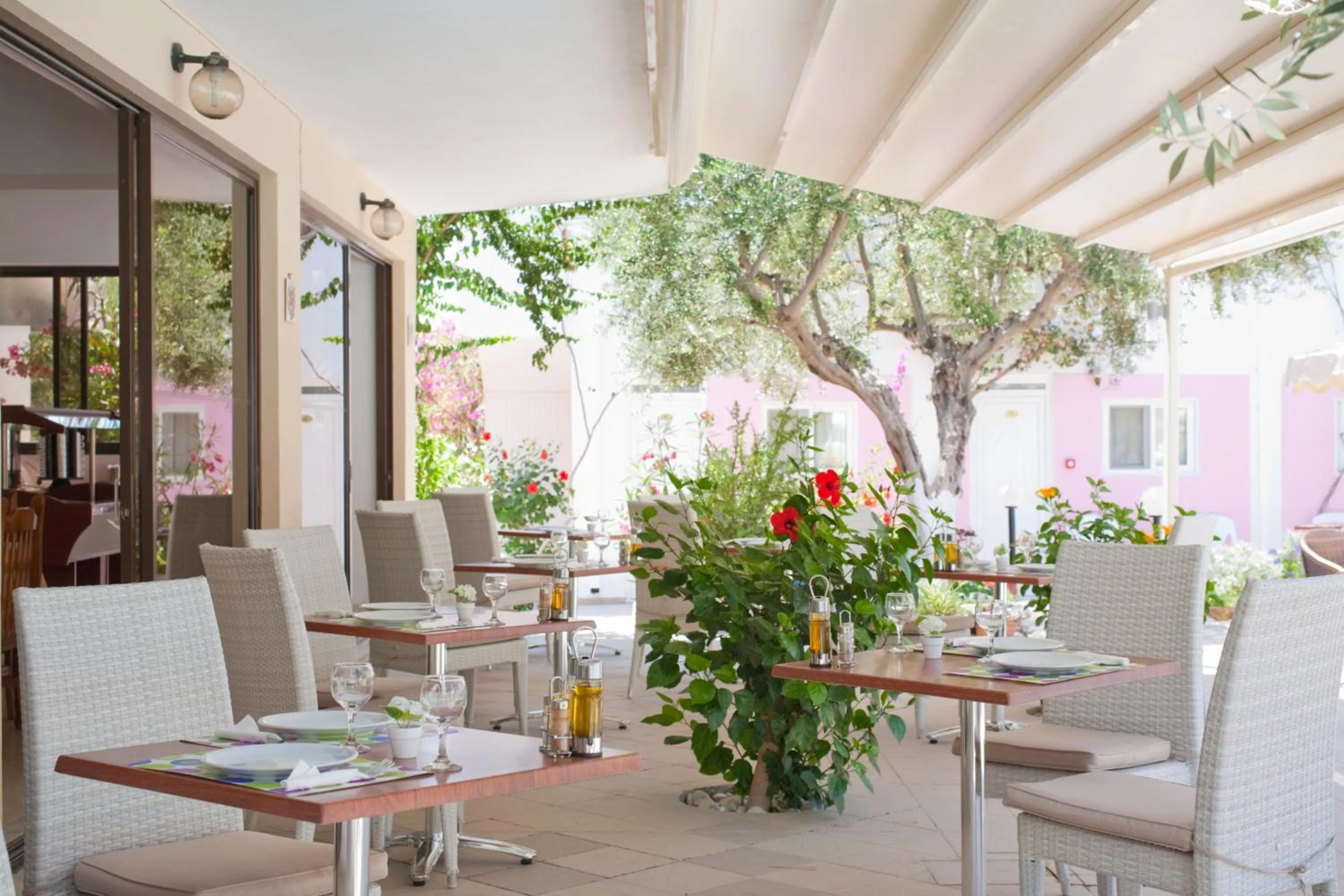Restaurant/places to eat in Venezia Bungalows