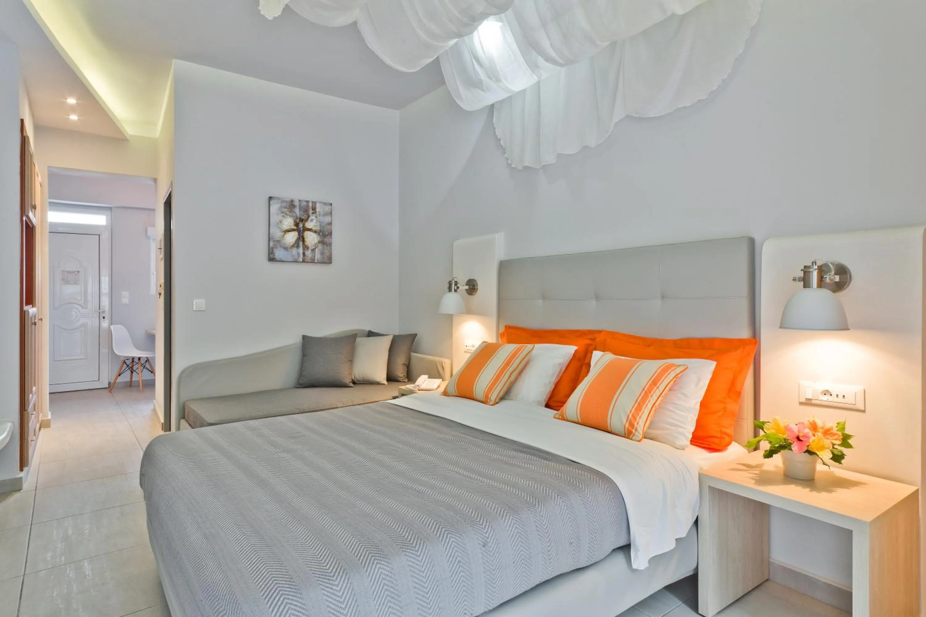 Decorative detail, Bed in Venezia Bungalows