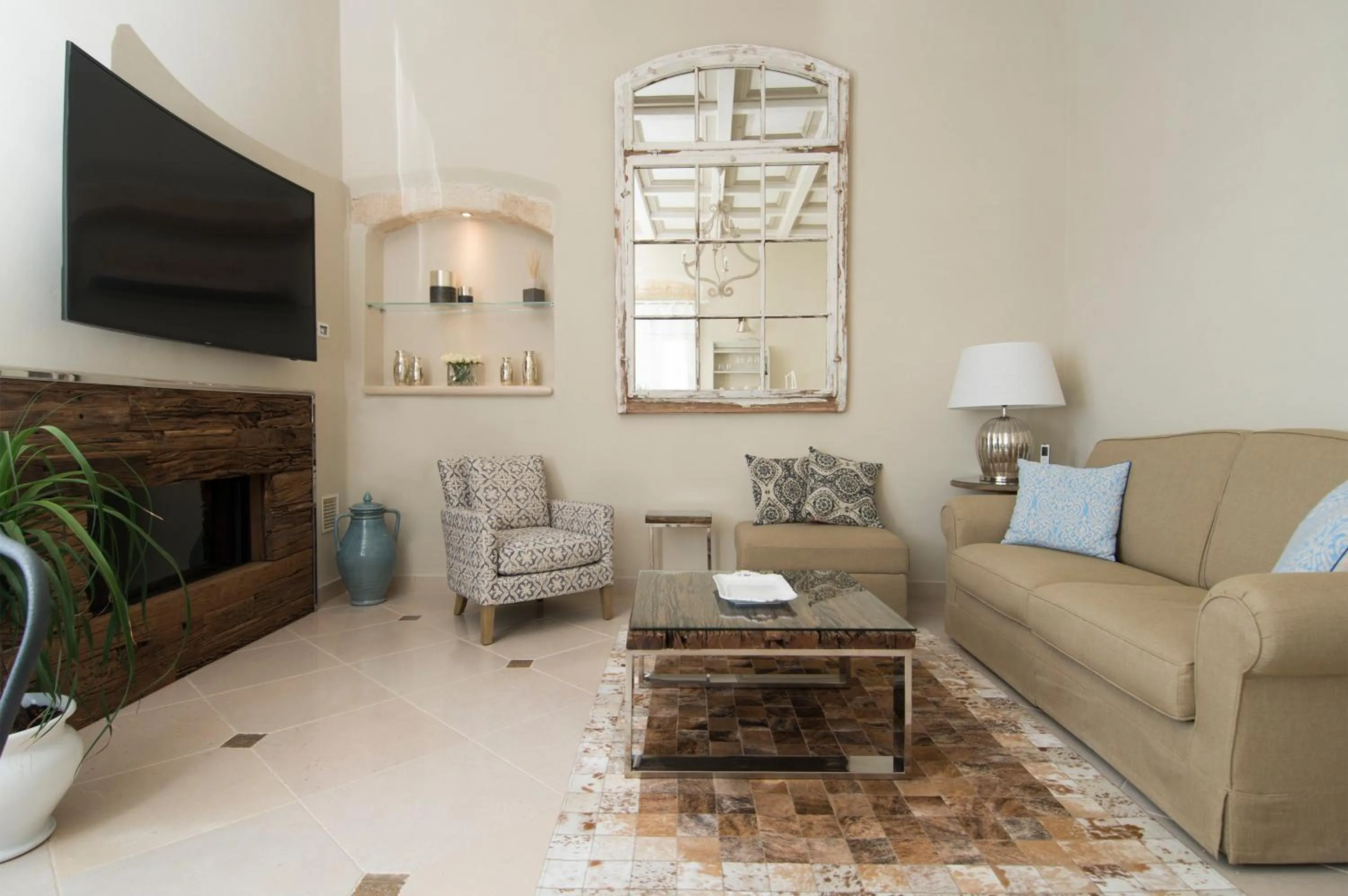 TV and multimedia in Hotel Don Ferrante