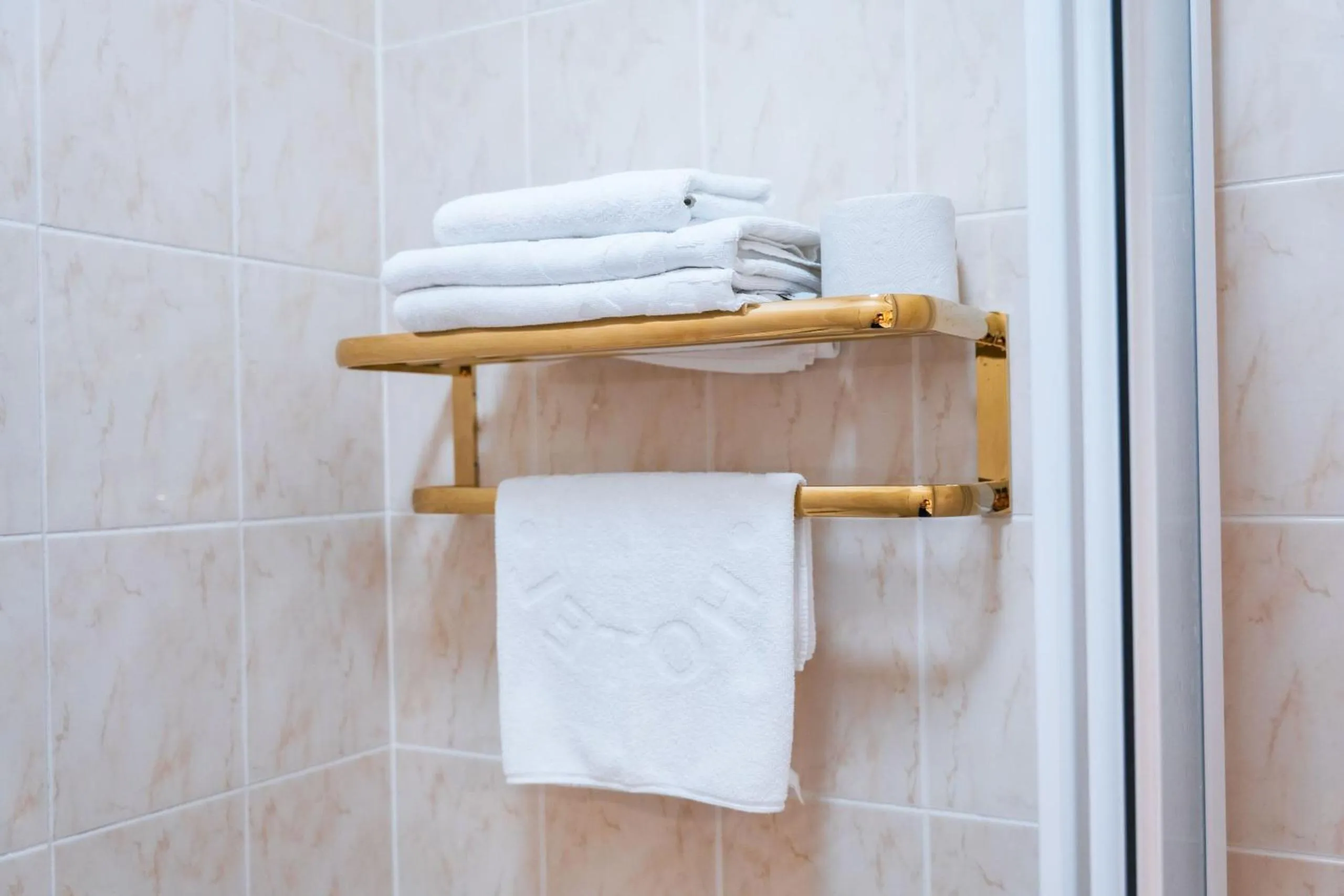 Bathroom in Hotel Grand