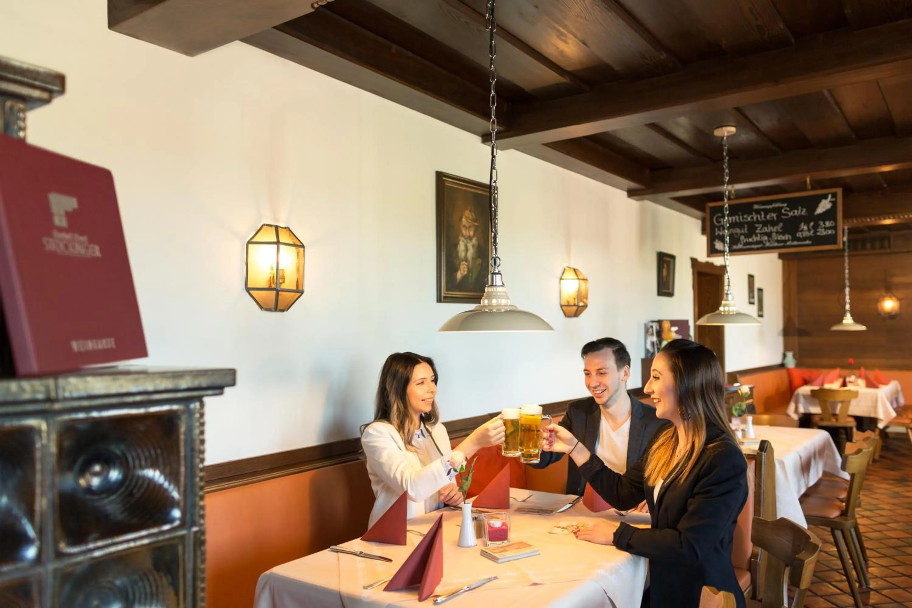 Restaurant/places to eat in Komfort-Hotel Stockinger