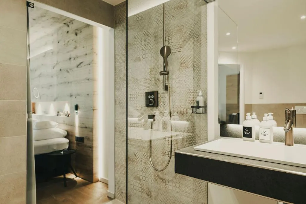 Shower, Bed in Fritz Lauterbad