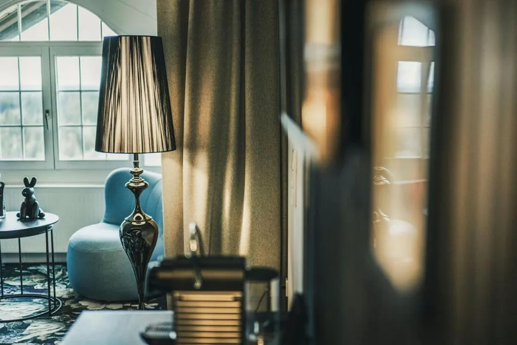 Seating area in Fritz Lauterbad