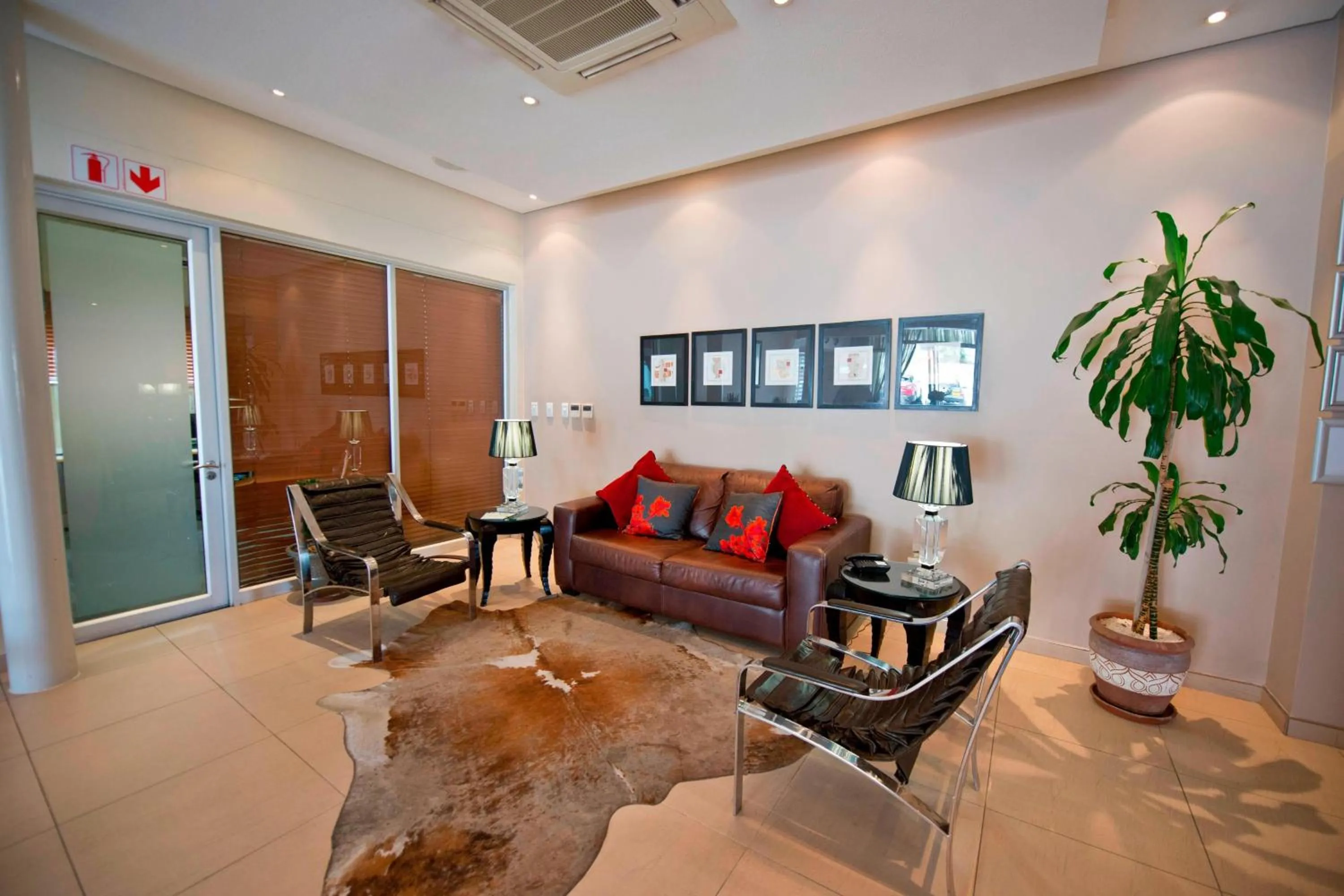 Lobby or reception in Protea Hotel by Marriott Windhoek Furstenhof