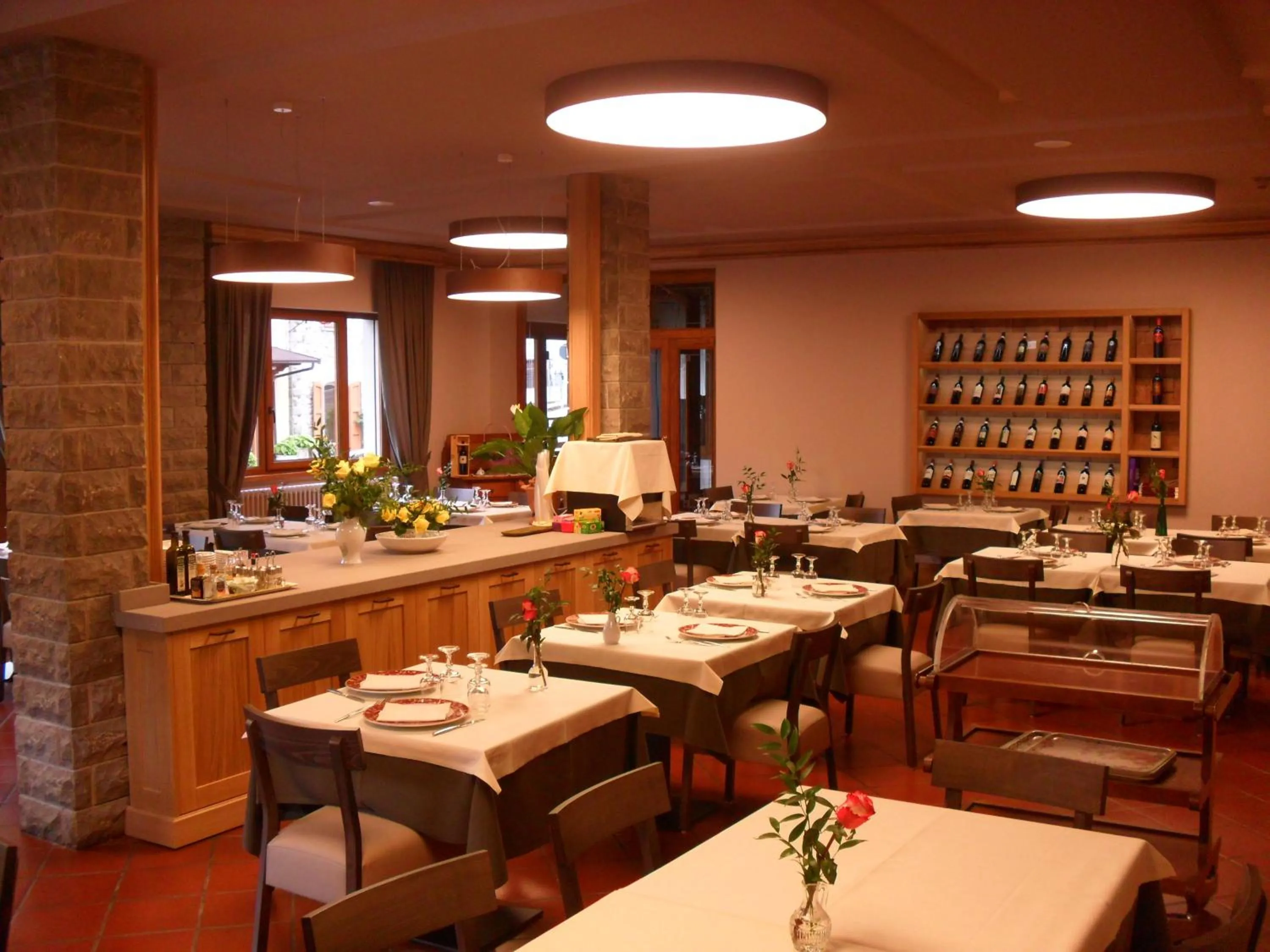 Restaurant/places to eat in Hotel Bristol