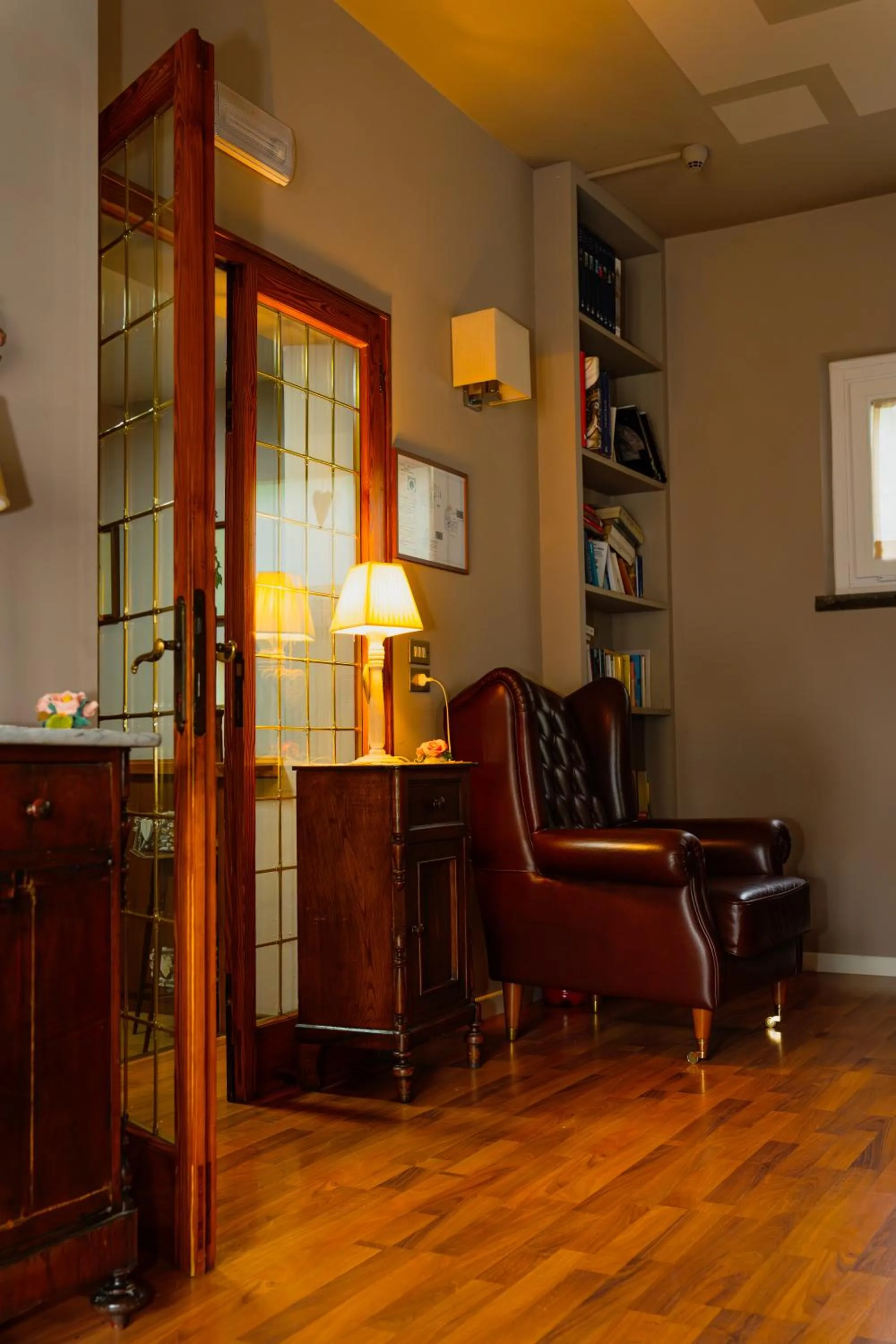 Seating area in Hotel Bristol