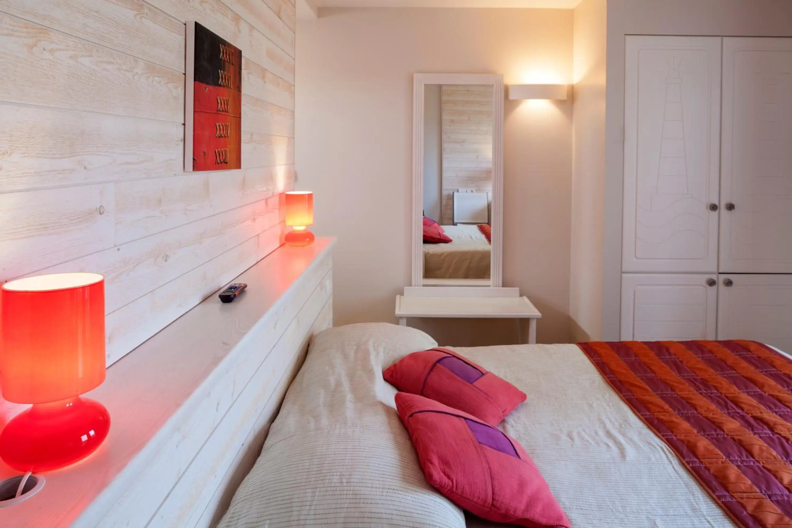 Photo of the whole room, Bed in Logis Hôtel Vent d'Iroise Photo of the whole room, Bed in Logis Hôtel Vent d'Iroise