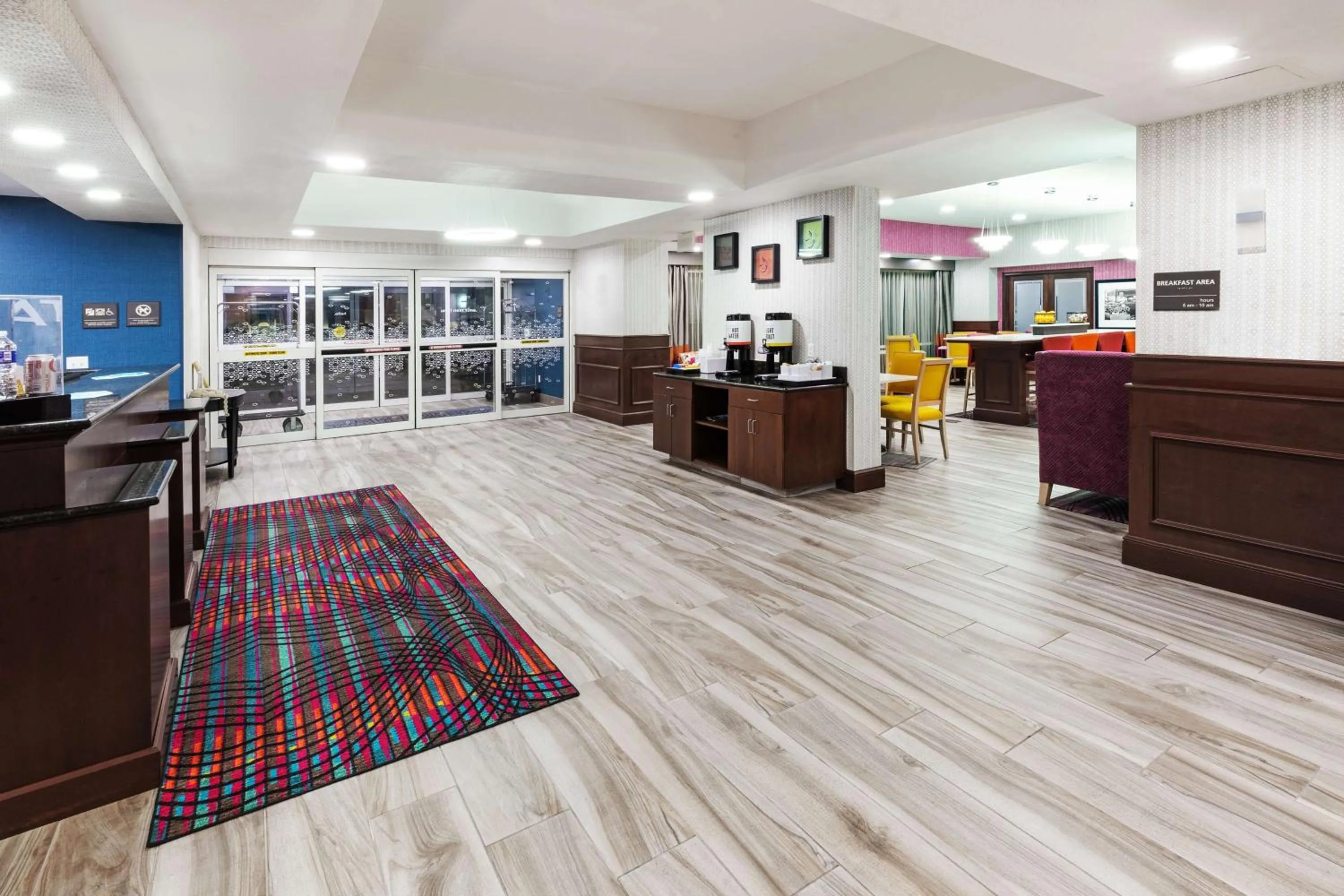 Lobby or reception in Hampton Inn Miami, Oklahoma