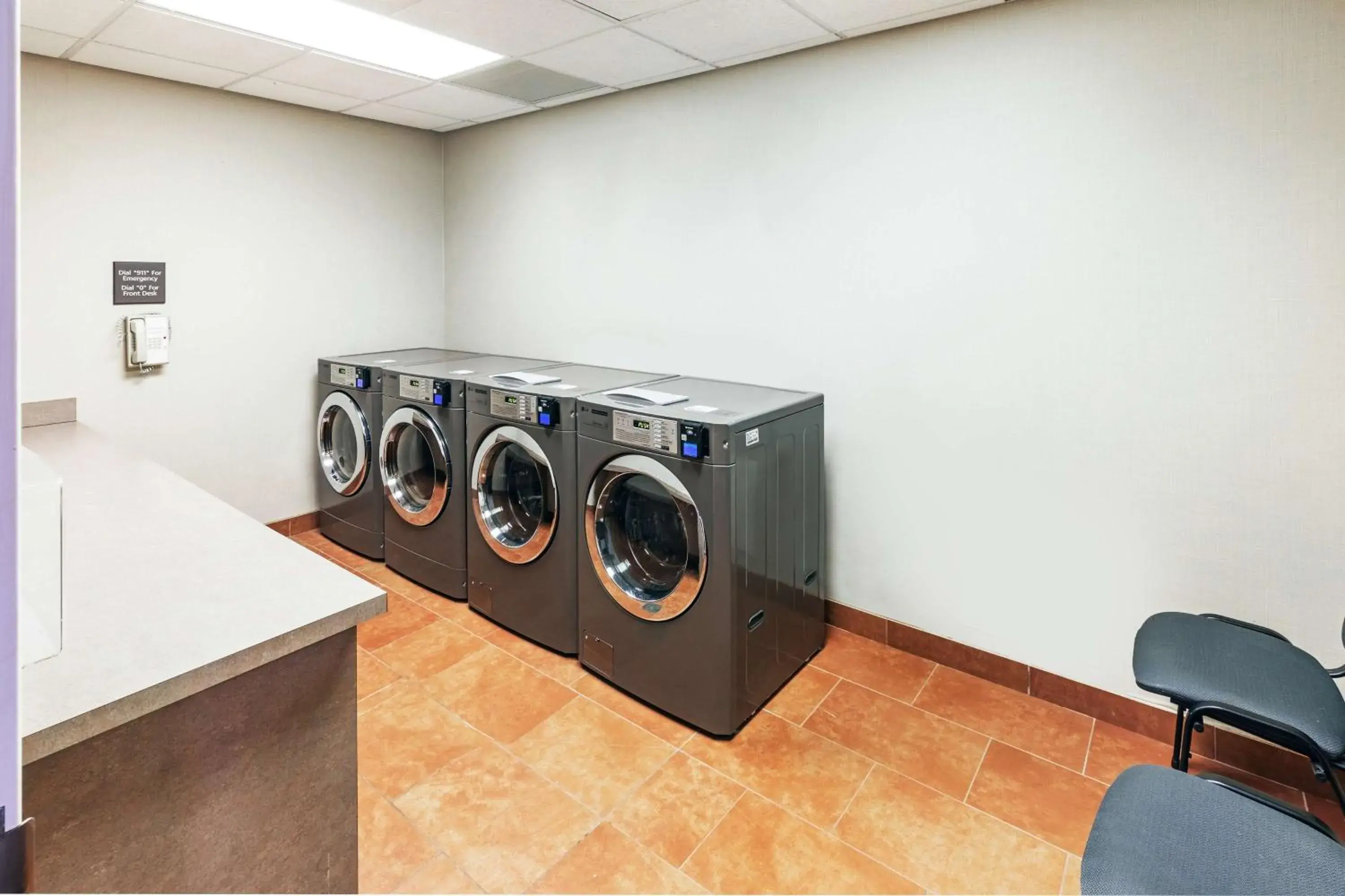 Property building in Hampton Inn Miami, Oklahoma Property building in Hampton Inn Miami, Oklahoma