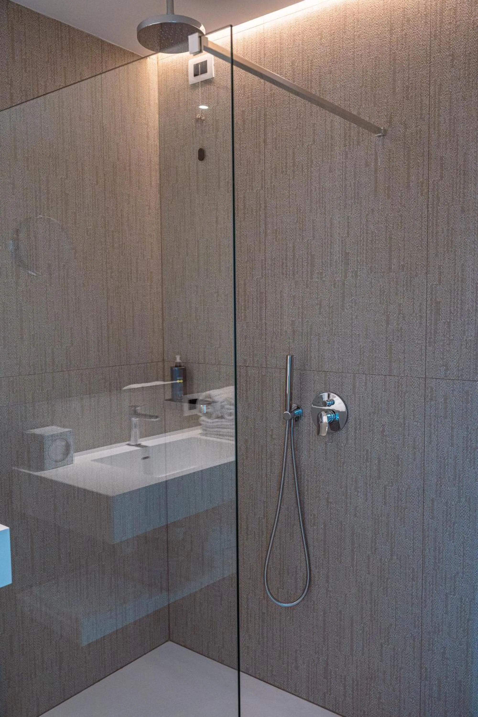 Shower in Hotel Galassia Suites & Spa
