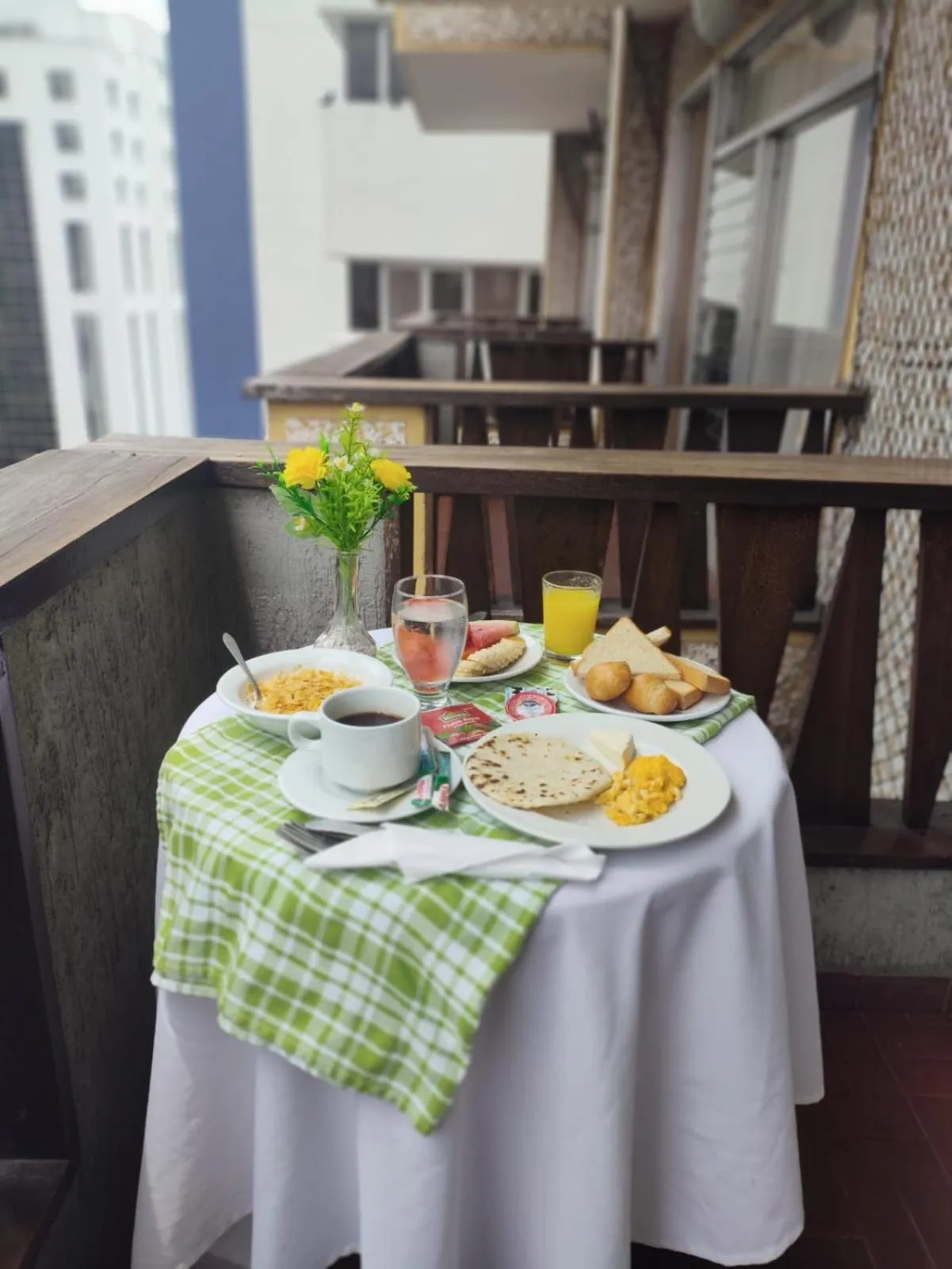 Breakfast in Gran Hotel
