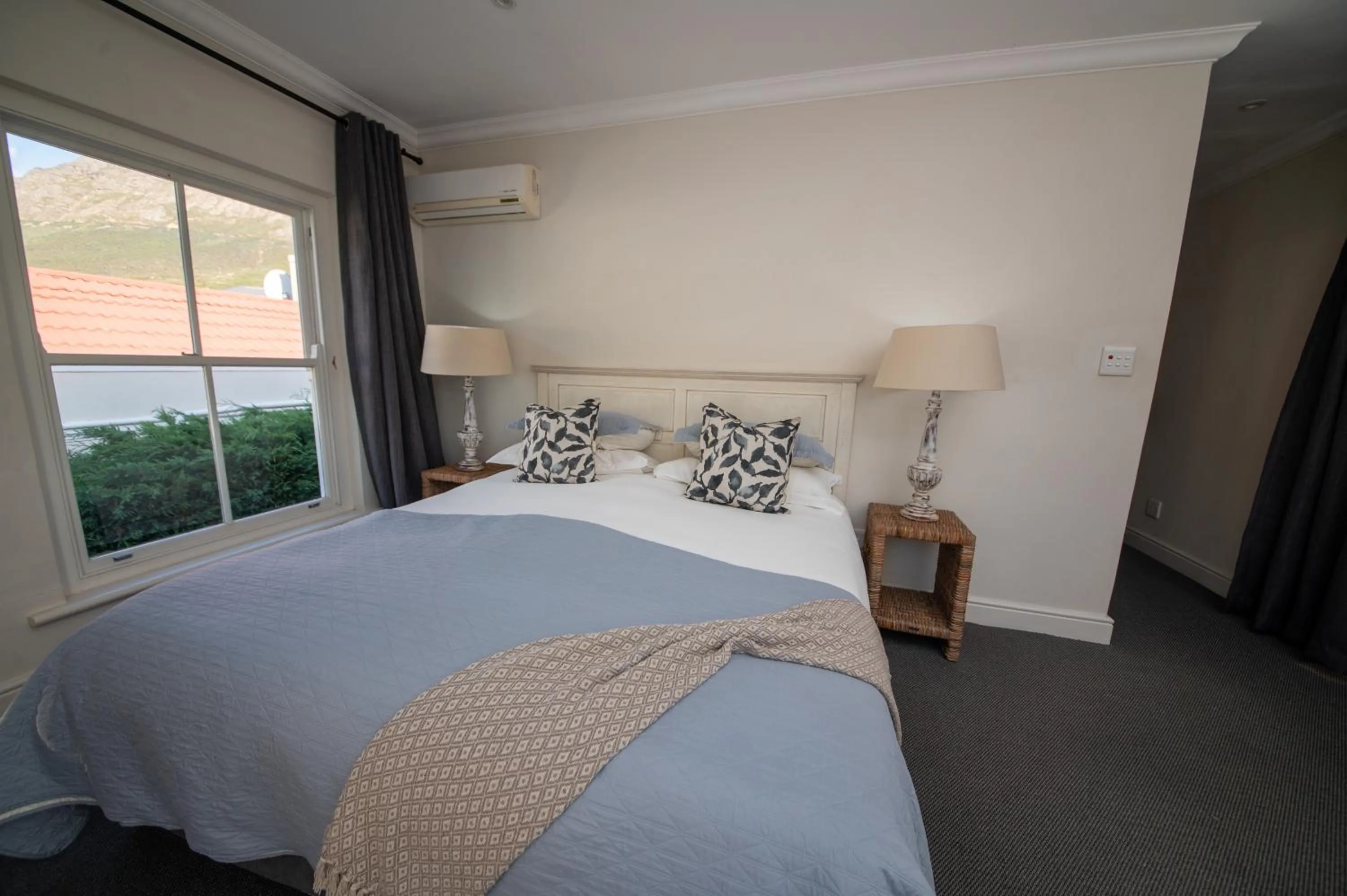 Bedroom, Bed in Maison d'Ail Guest House