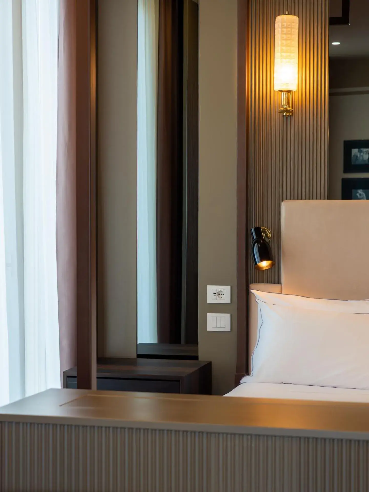 Bed in The Glam Boutique Hotel & Apt Bed in The Glam Boutique Hotel & Apt