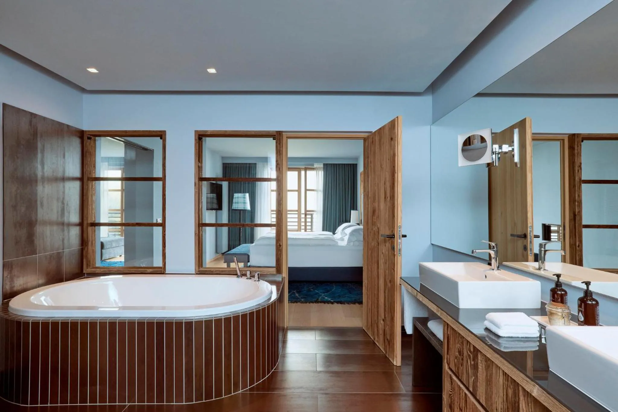 Bathroom, Bed in COMO Alpina Dolomites